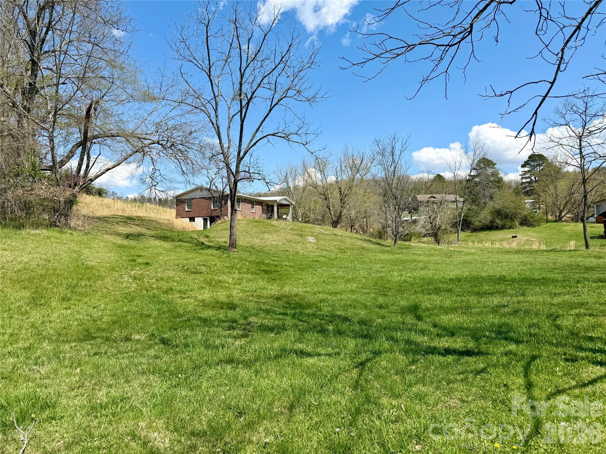 637 Fletcher Martin Road Property Photo 4