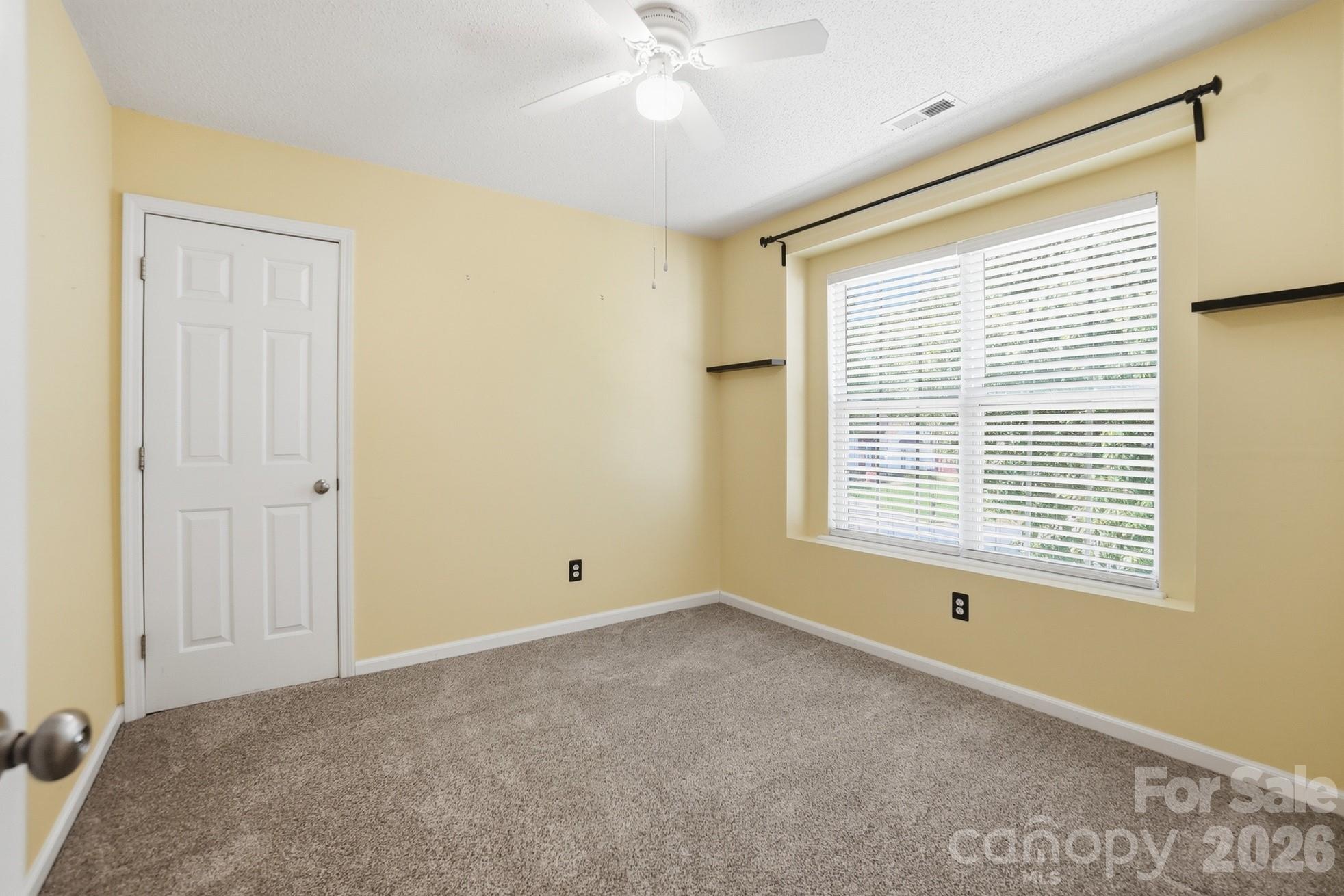 3947 Longwood Drive Property Photo 33