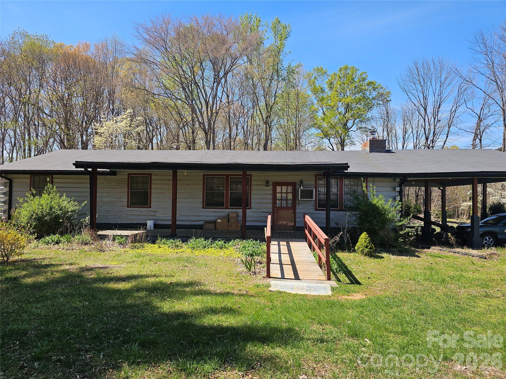1040 Barger Road Property Photo 1