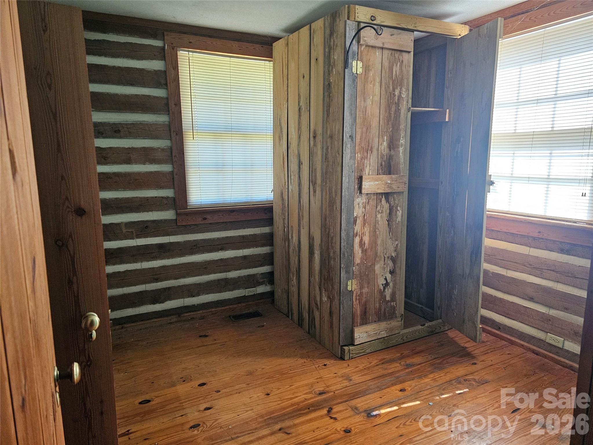 1040 Barger Road Property Photo 10