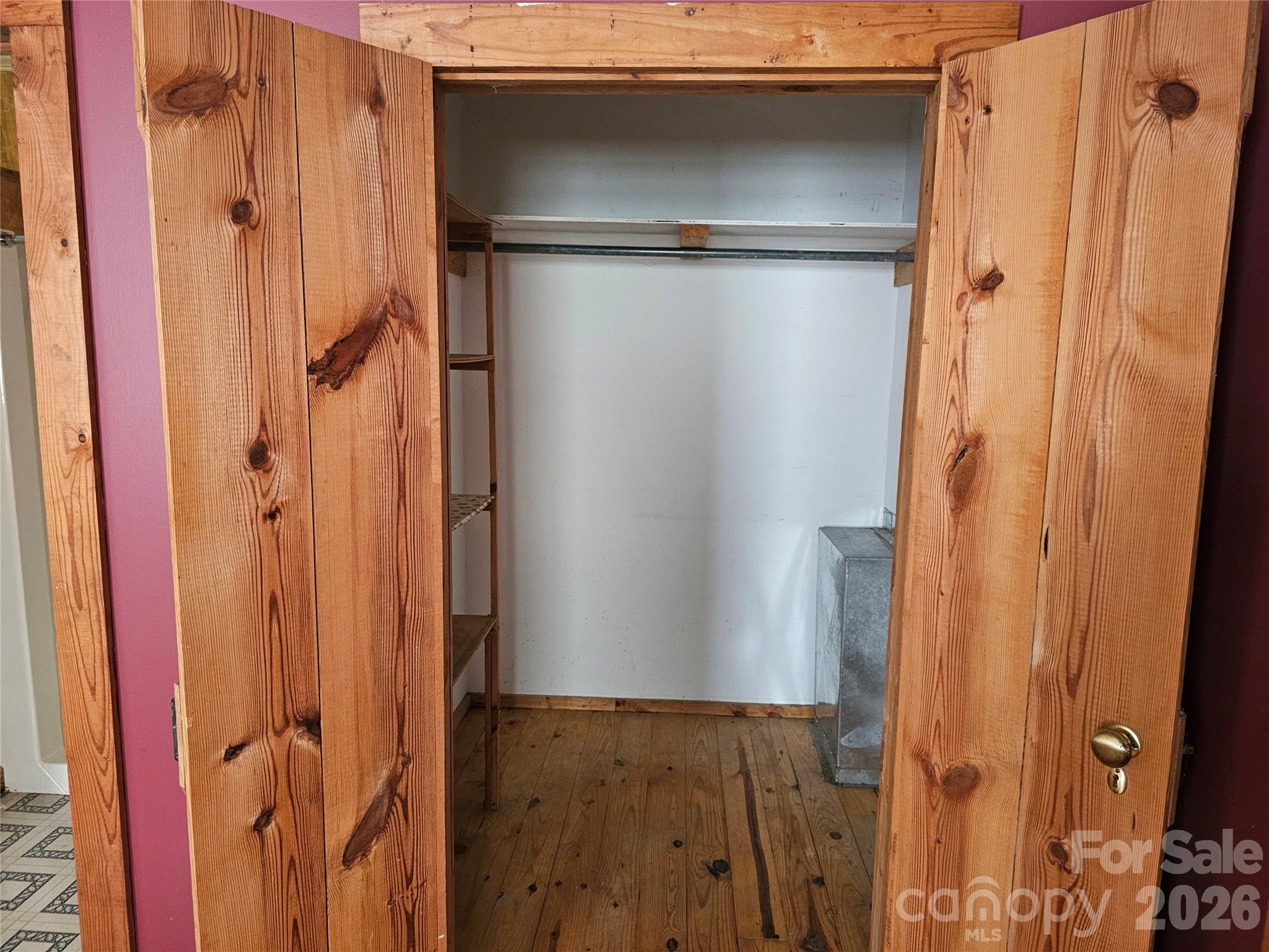 1040 Barger Road Property Photo 12