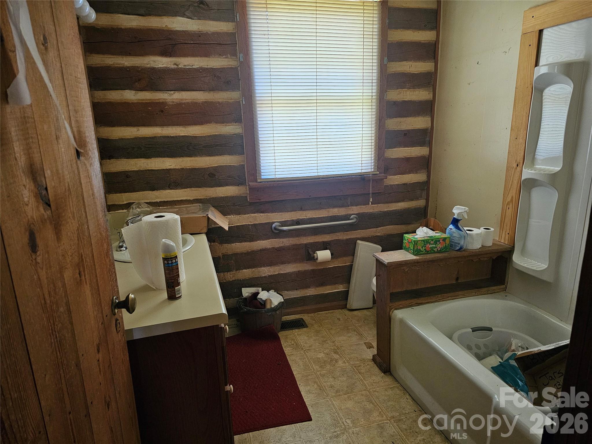 1040 Barger Road Property Photo 14