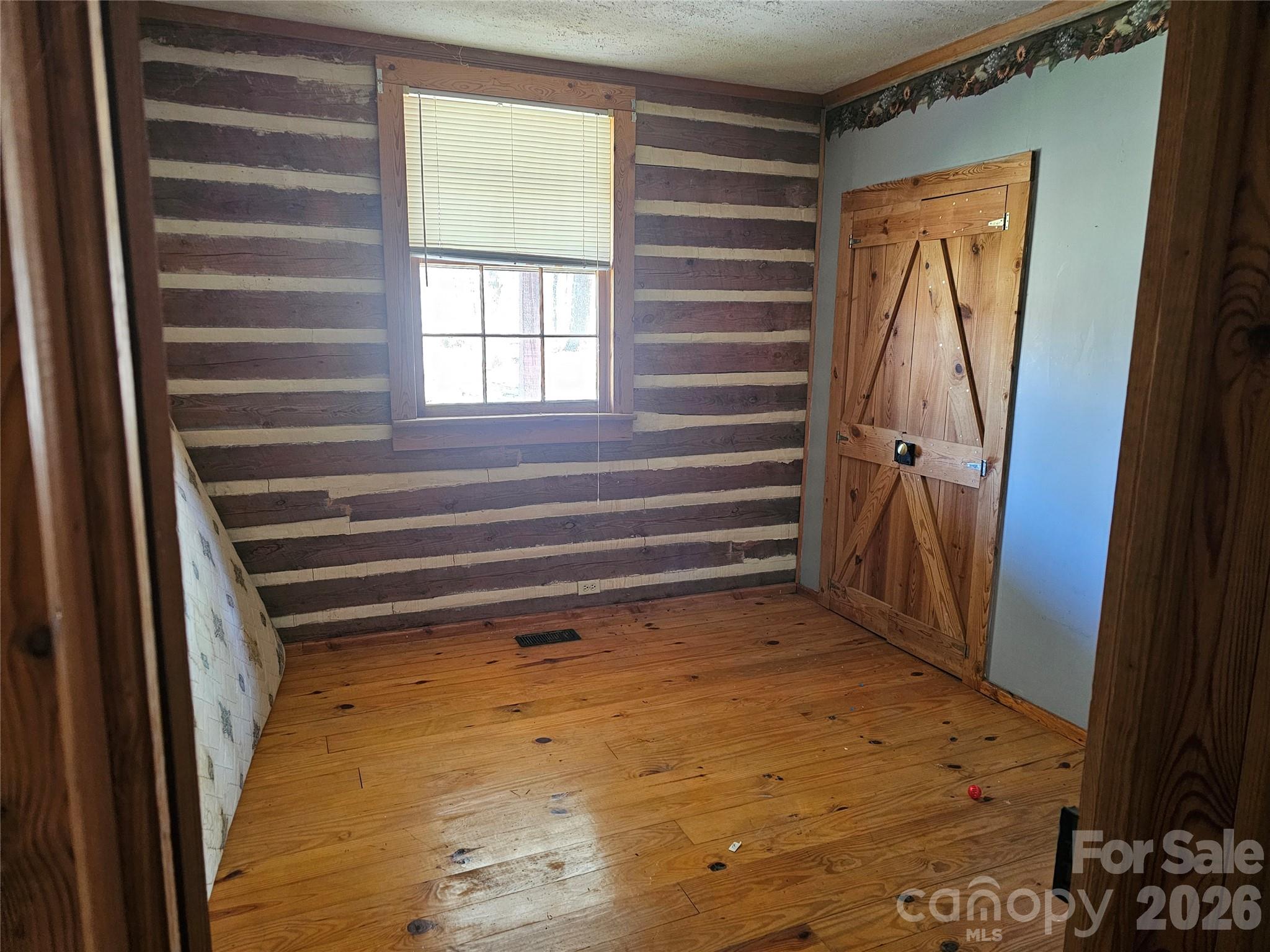 1040 Barger Road Property Photo 15