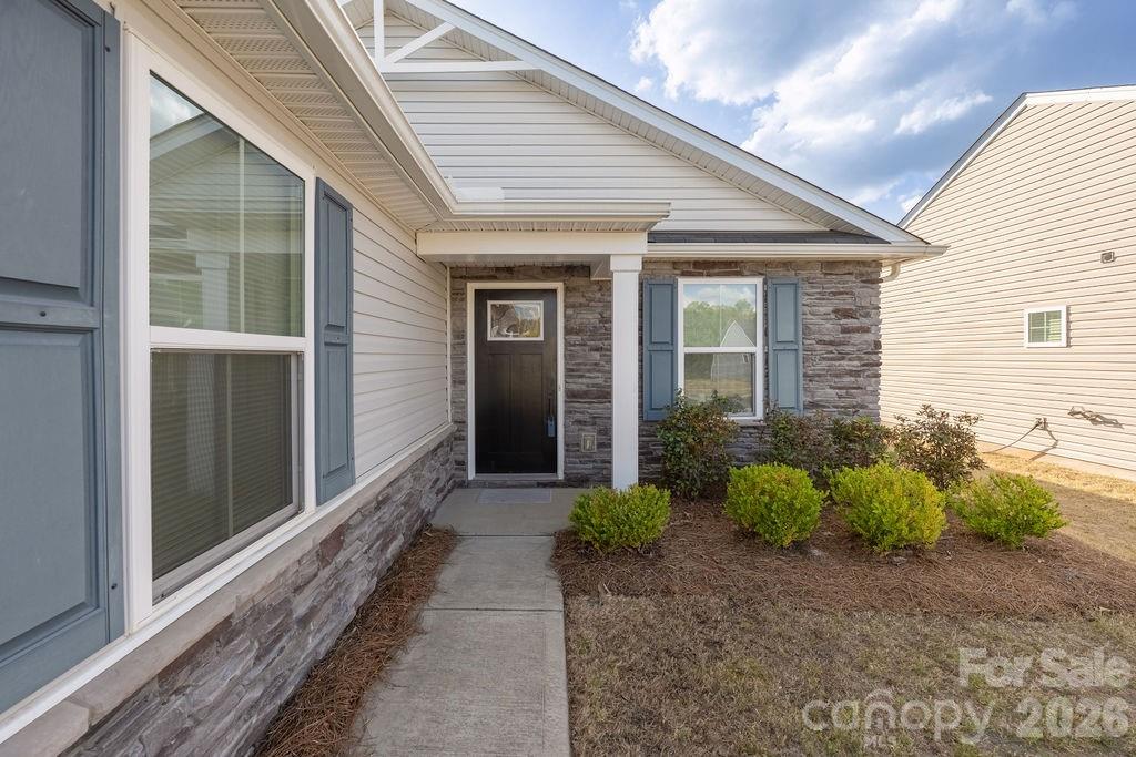 9747 Wardley Drive Property Photo 4