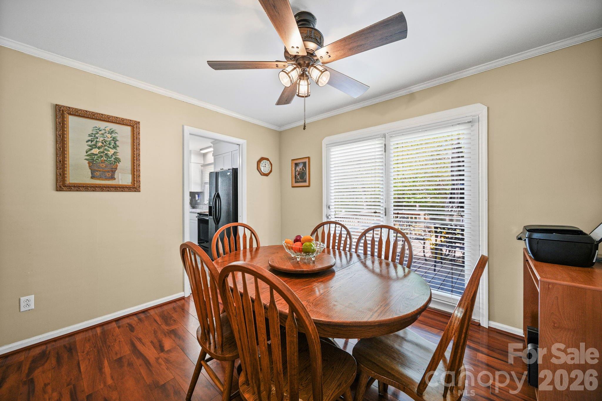 5715 Hillcrest Circle Property Photo 10
