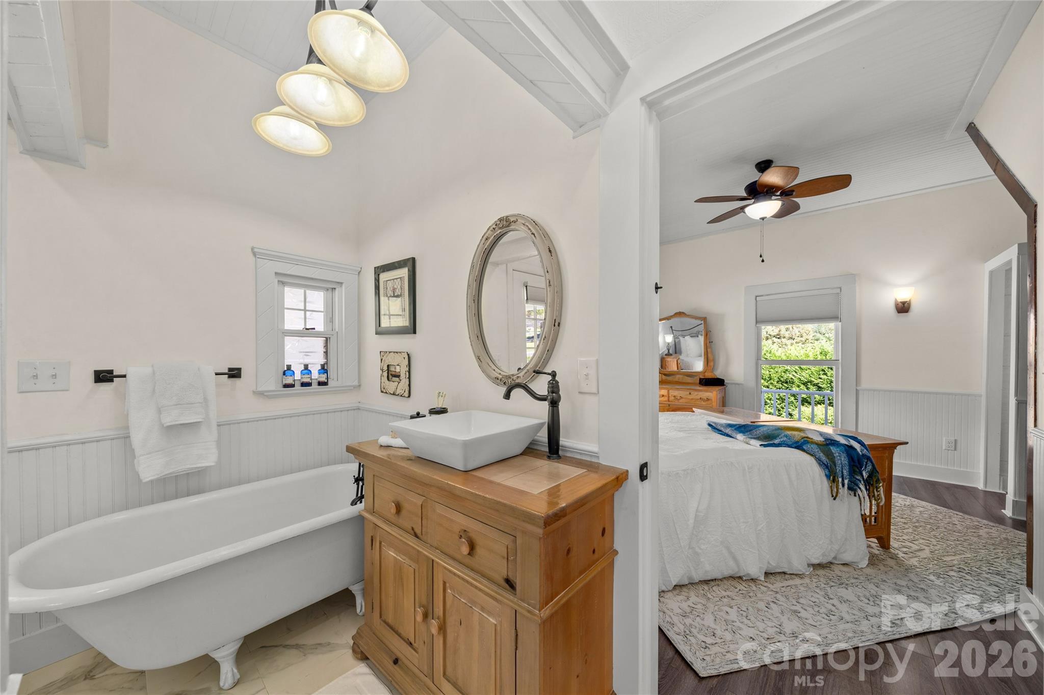 125 Timberline Drive Property Photo 8