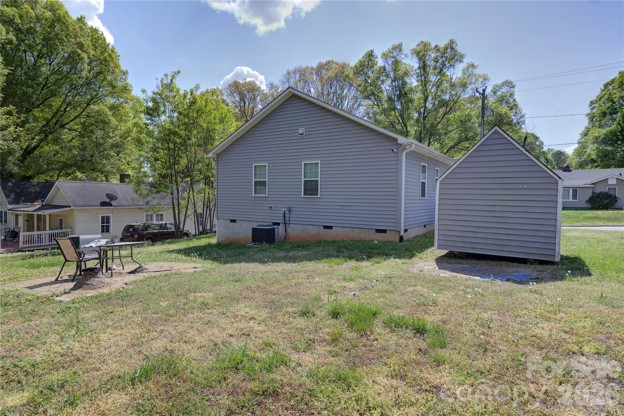 419 N Academy Street Property Photo 8