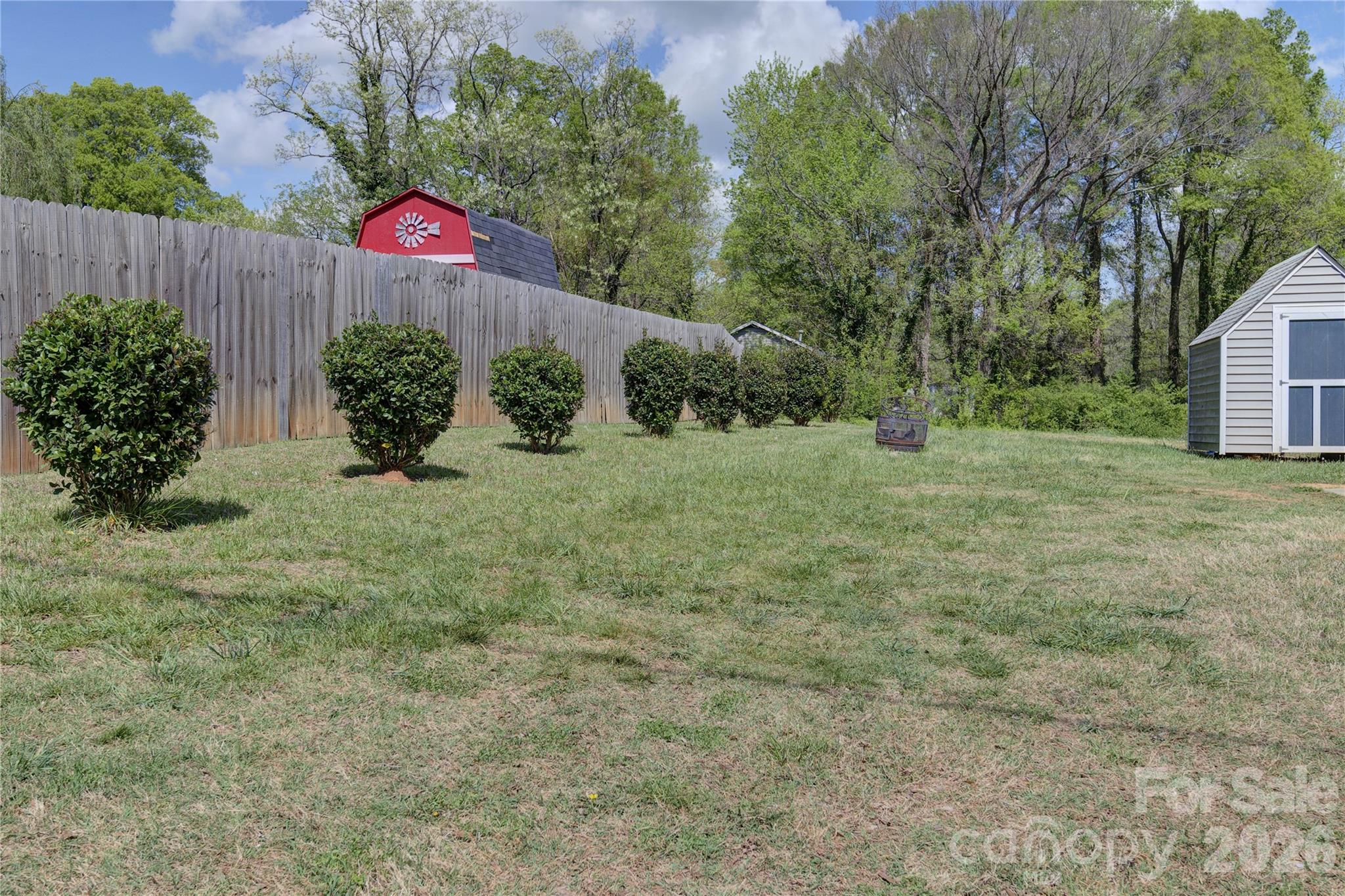 419 N Academy Street Property Photo 11