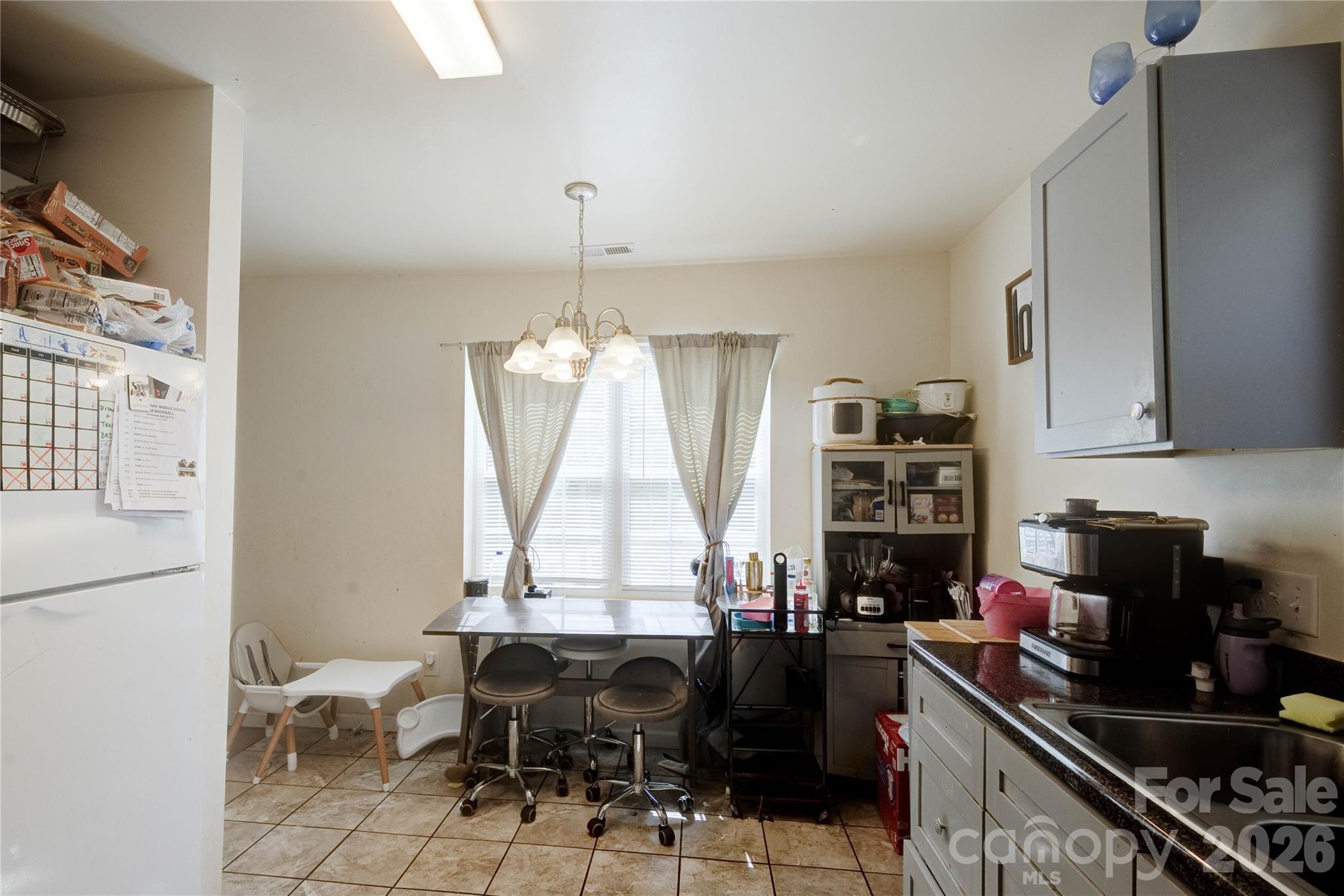 419 N Academy Street Property Photo 16