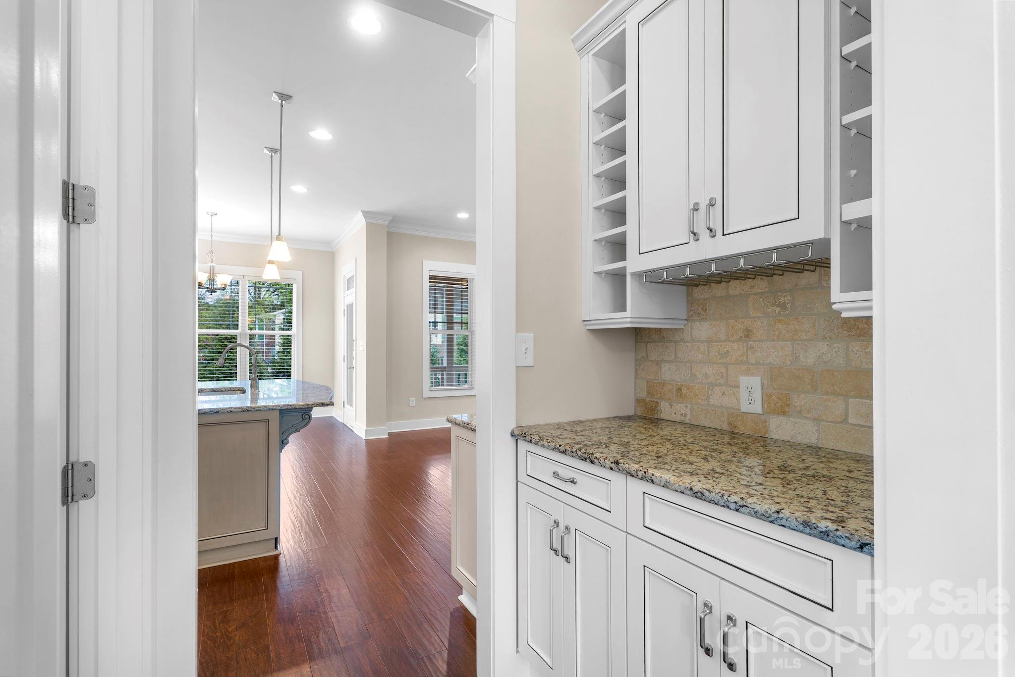 609 Welker Street Property Photo 14