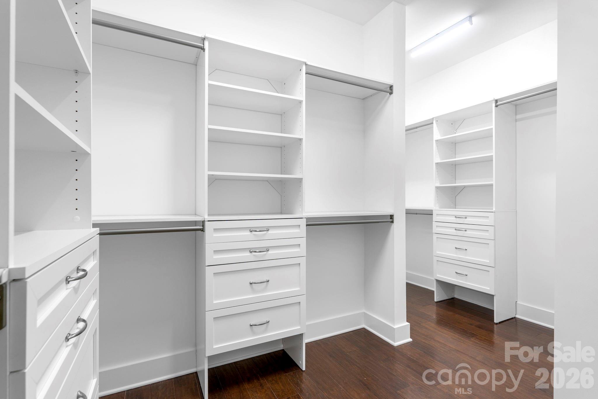 609 Welker Street Property Photo 28