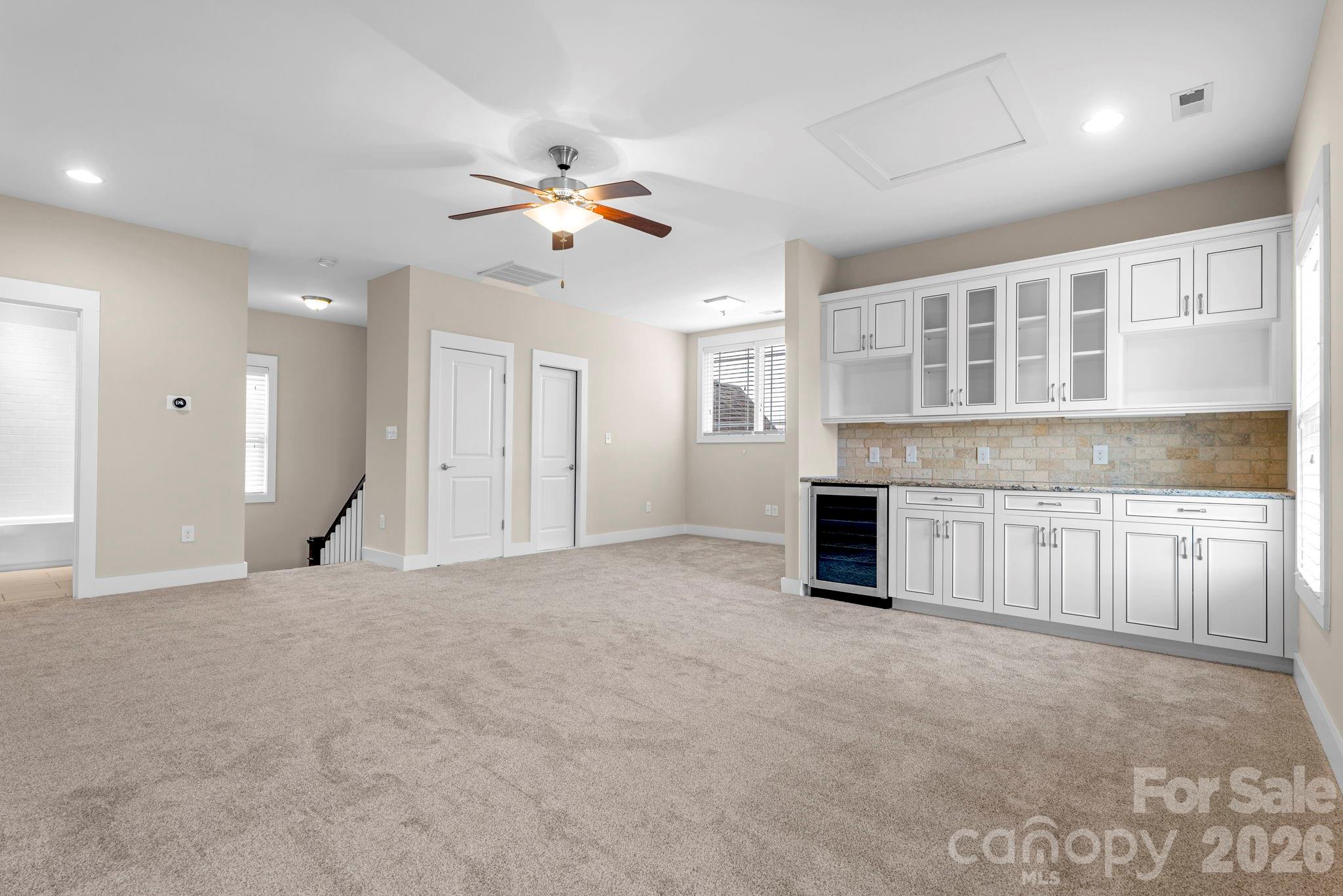 609 Welker Street Property Photo 39