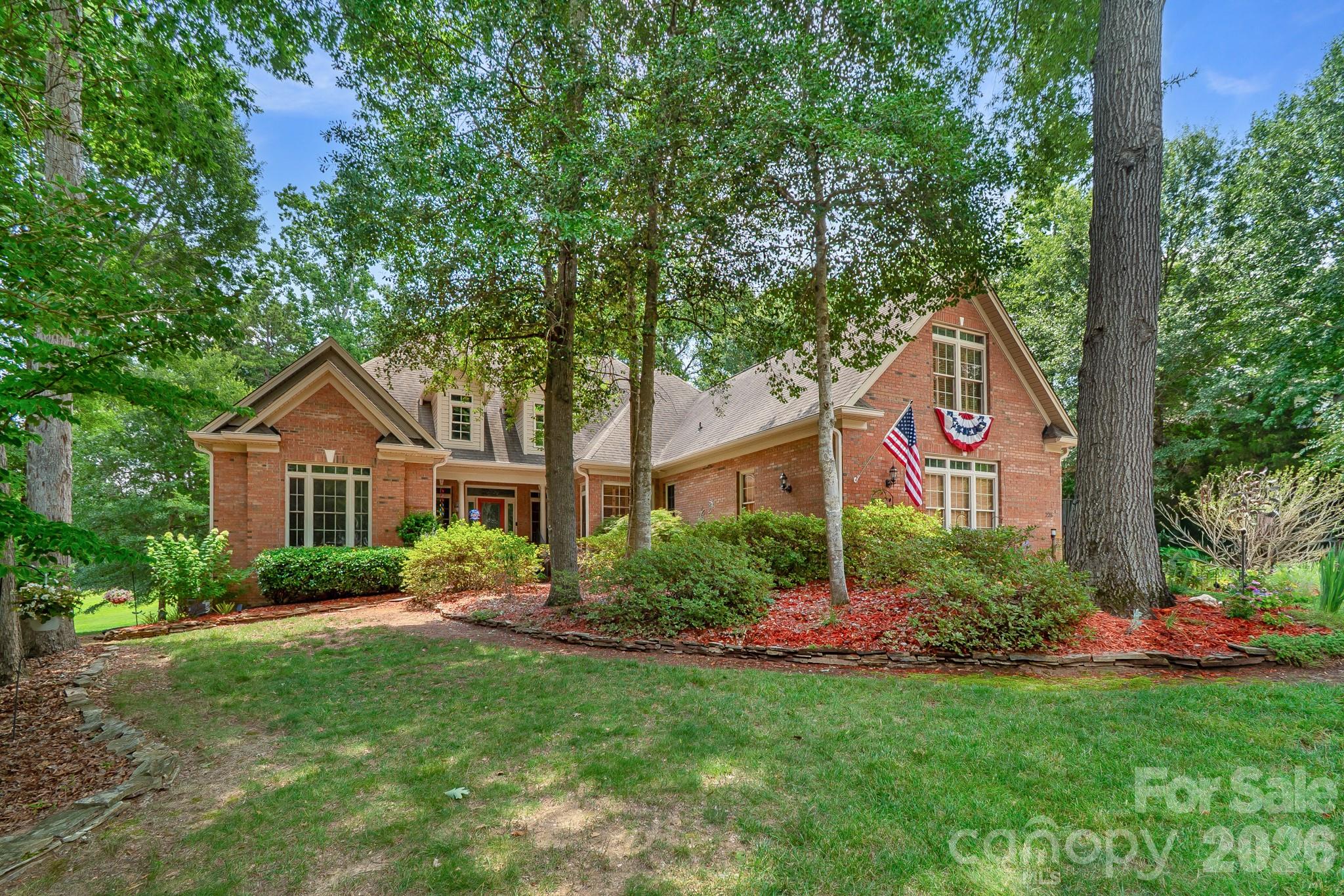 225 Highland Forest Drive 11 Property Photo 1