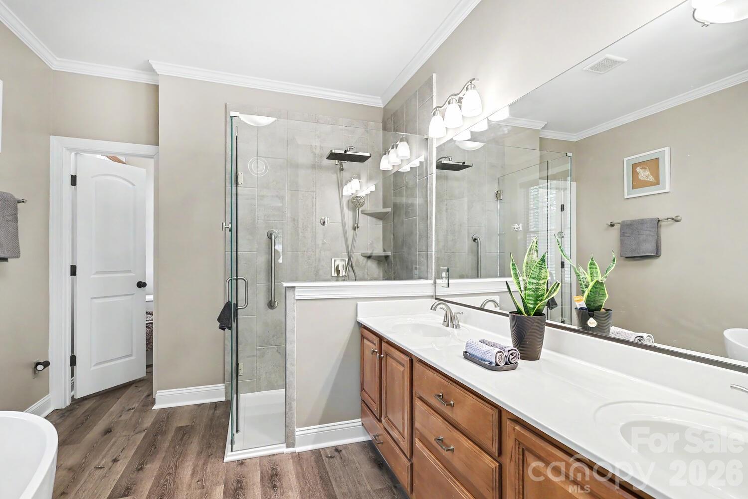 225 Highland Forest Drive 11 Property Photo 18