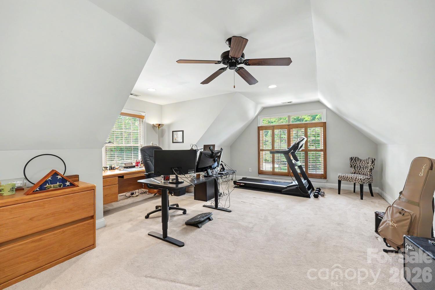 225 Highland Forest Drive 11 Property Photo 22