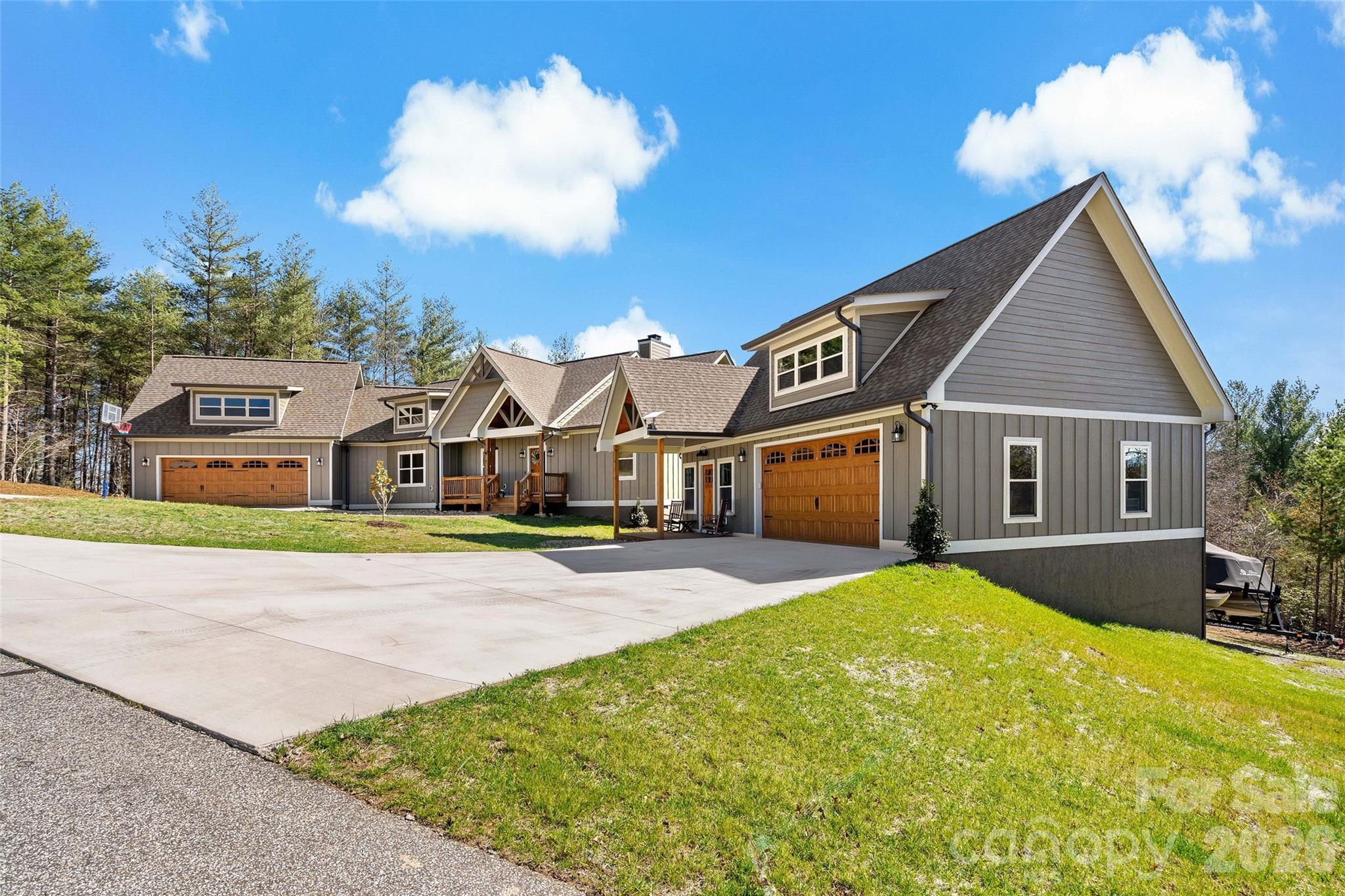207 Lake Crest Drive 11