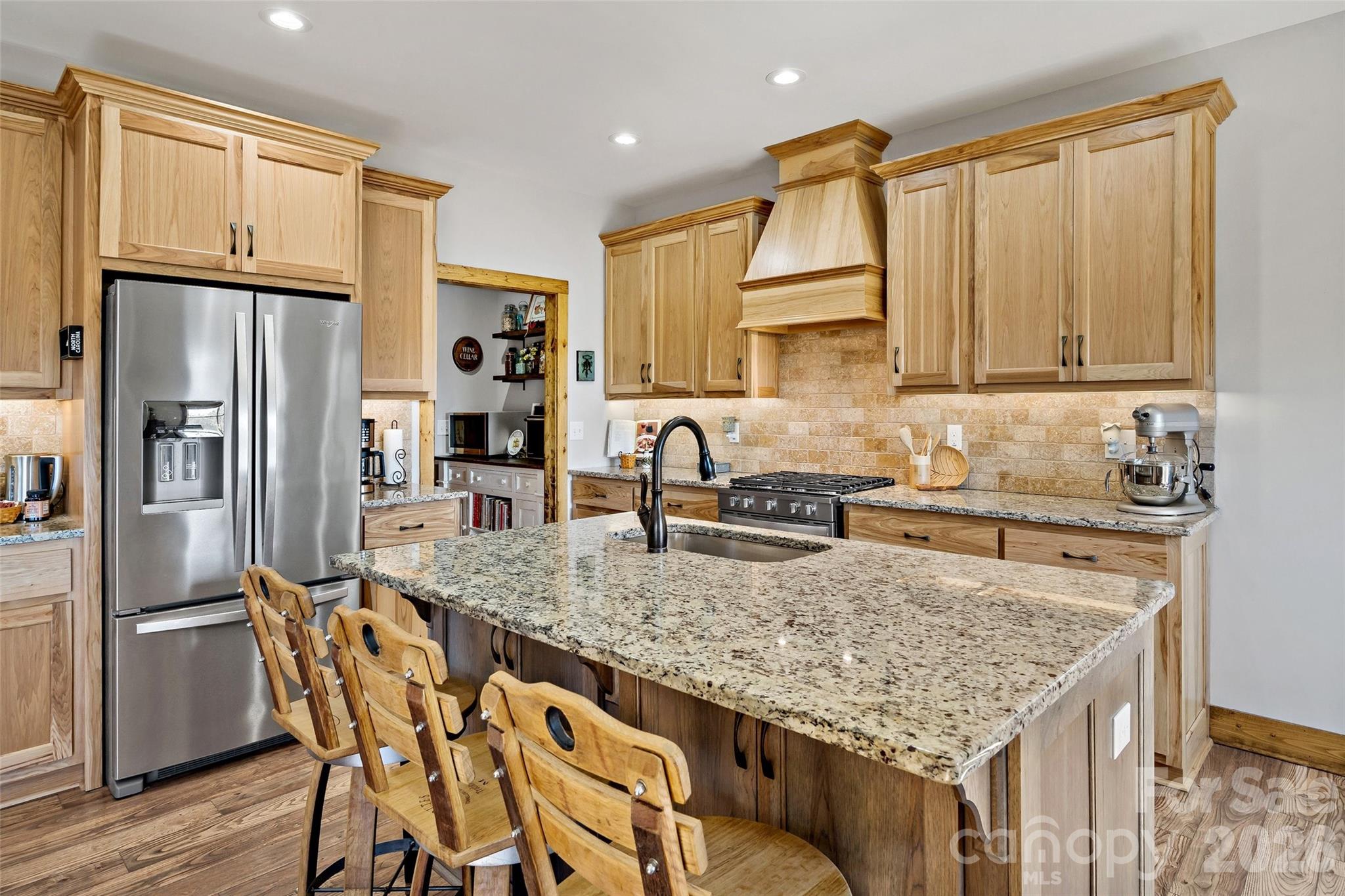 207 Lake Crest Drive 11 Property Photo 22