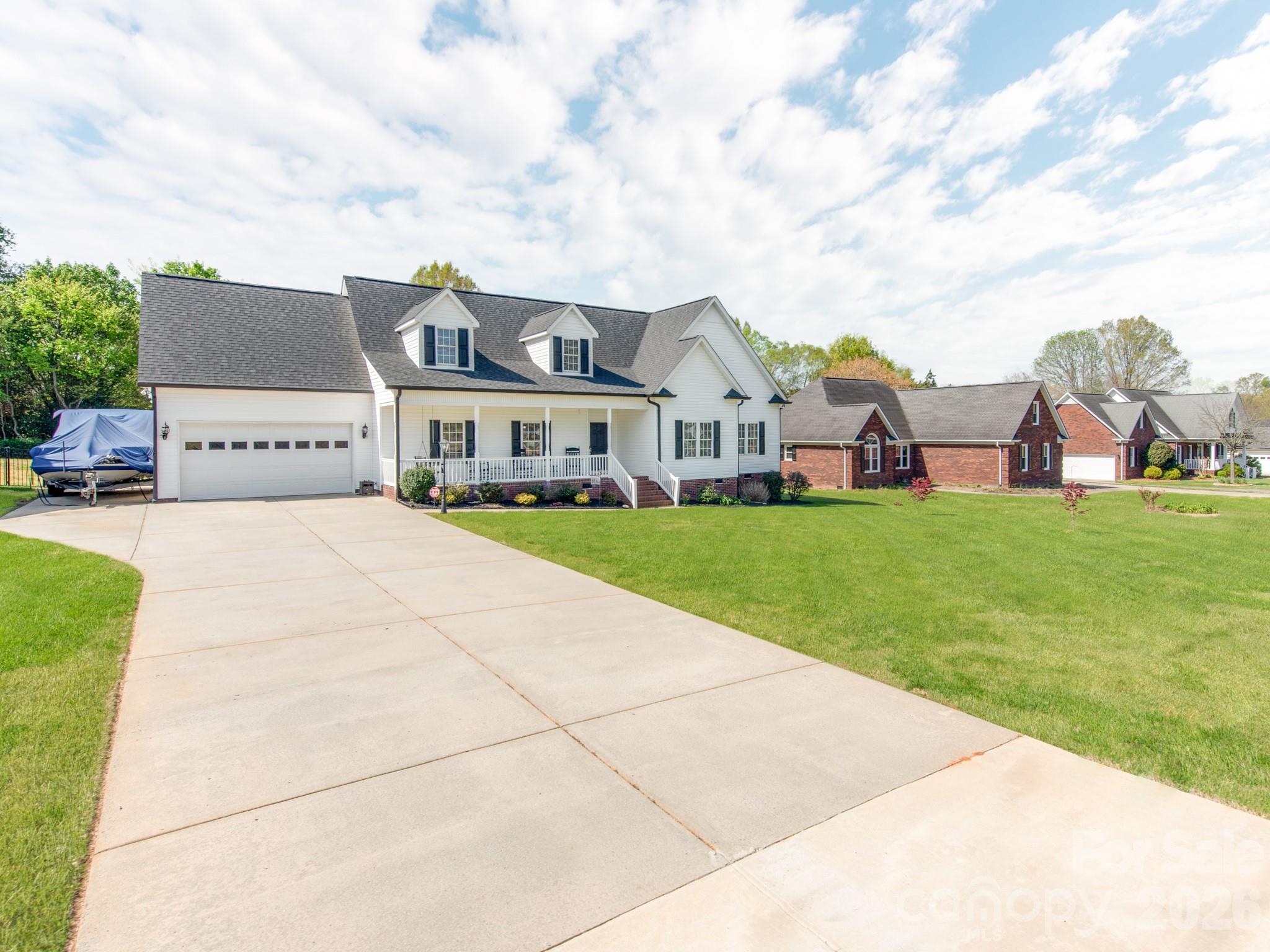 2261 Stallings Road Property Photo 3