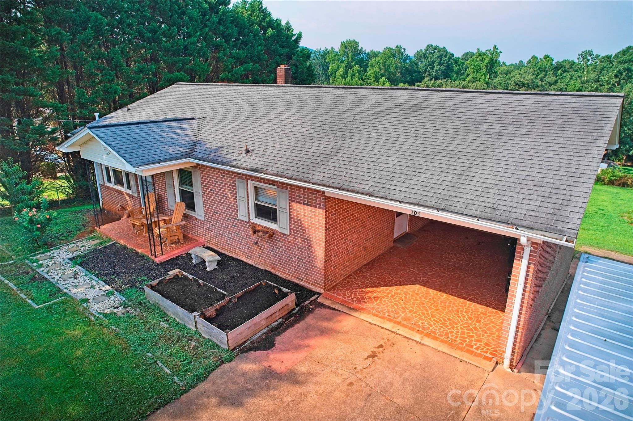 103 Regina Drive Property Photo 31