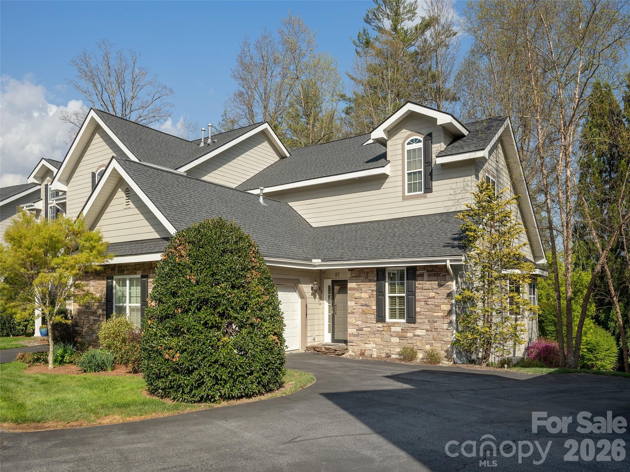 83 Towne Place Drive Property Photo 1