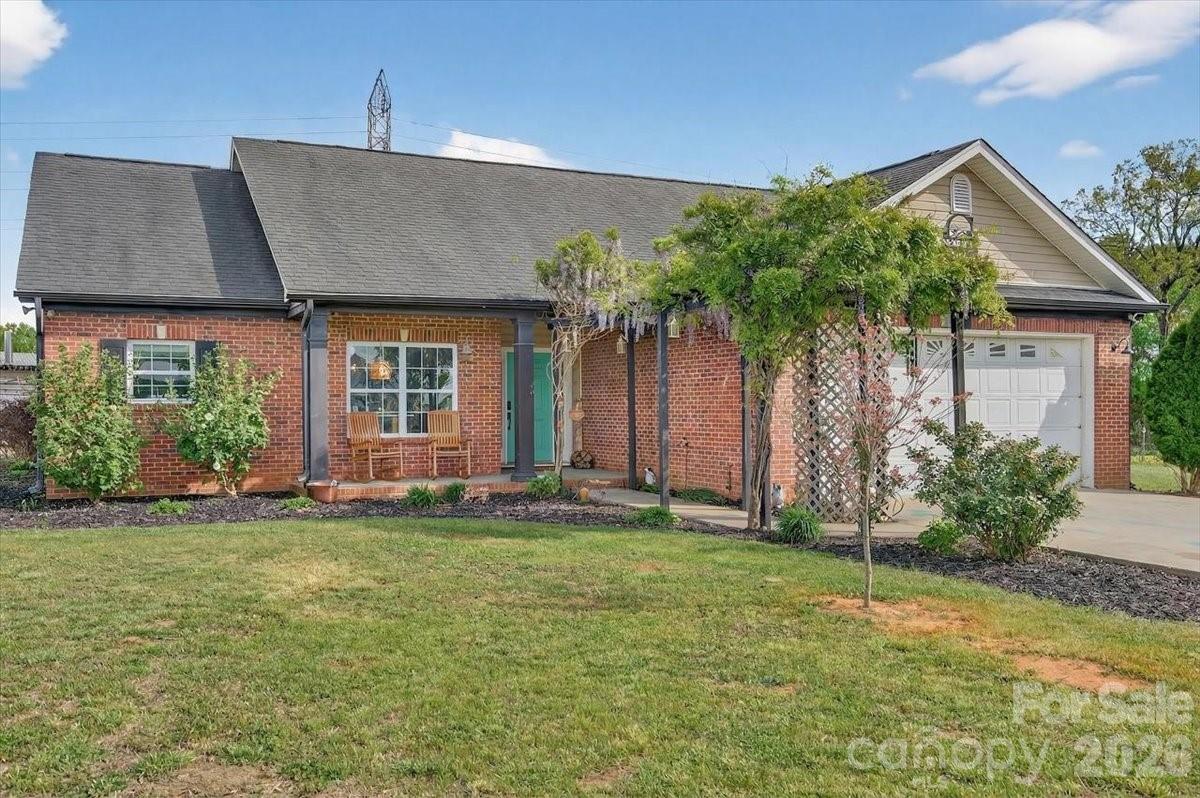 7326 Cotton Ridge Drive Property Photo 2