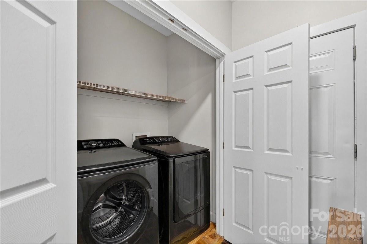 7326 Cotton Ridge Drive Property Photo 18