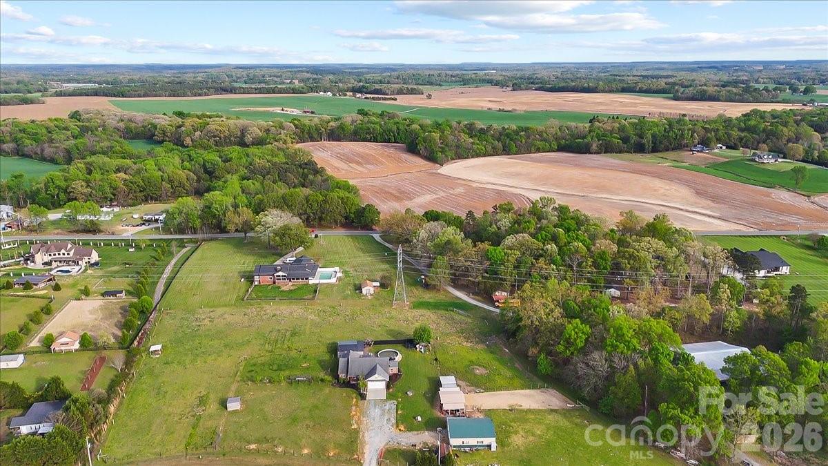 7326 Cotton Ridge Drive Property Photo 30