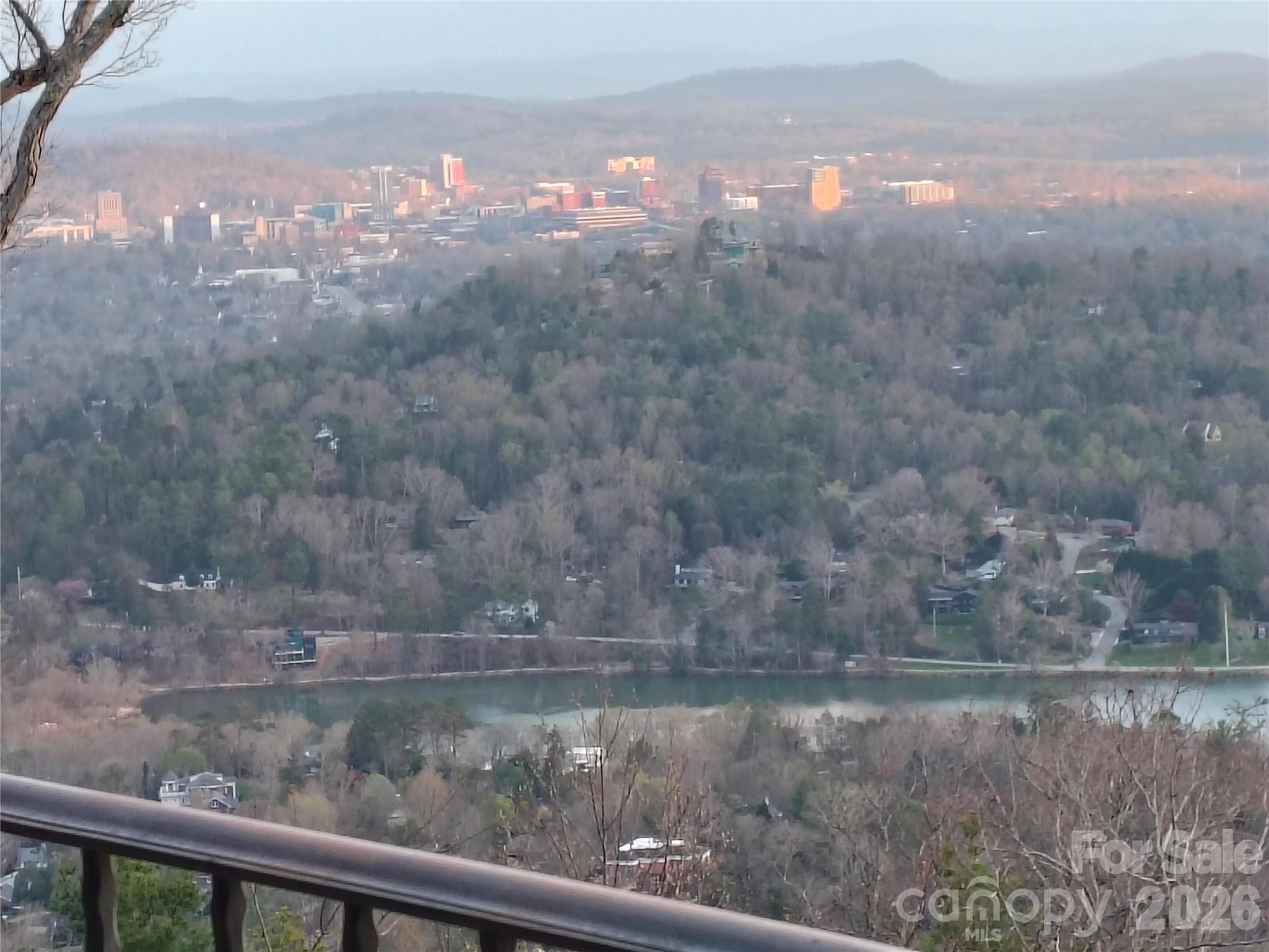 633 Altamont View Property Photo 45