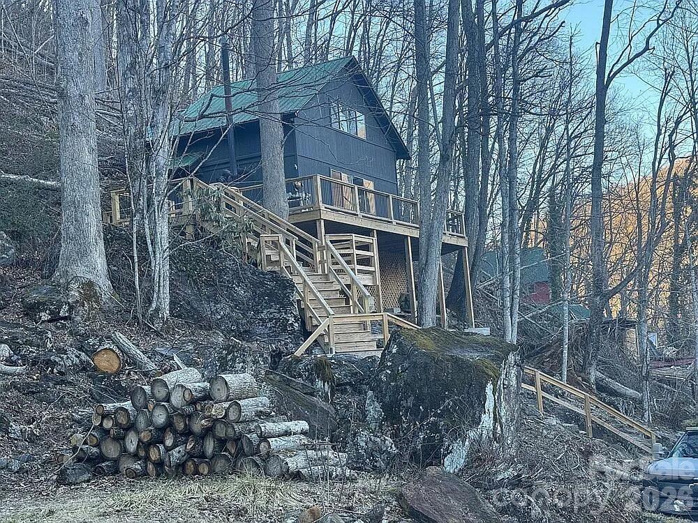88 Mountain Farm Road Property Photo 1