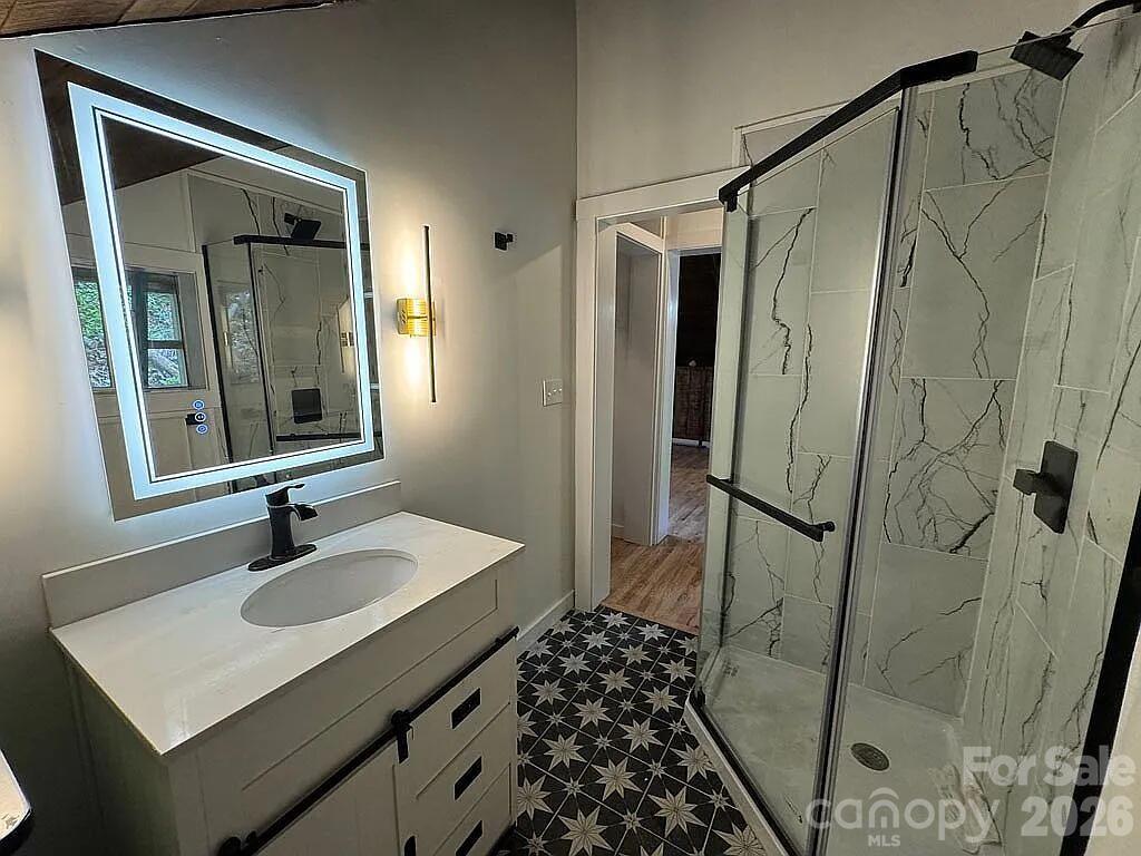 88 Mountain Farm Road Property Photo 8