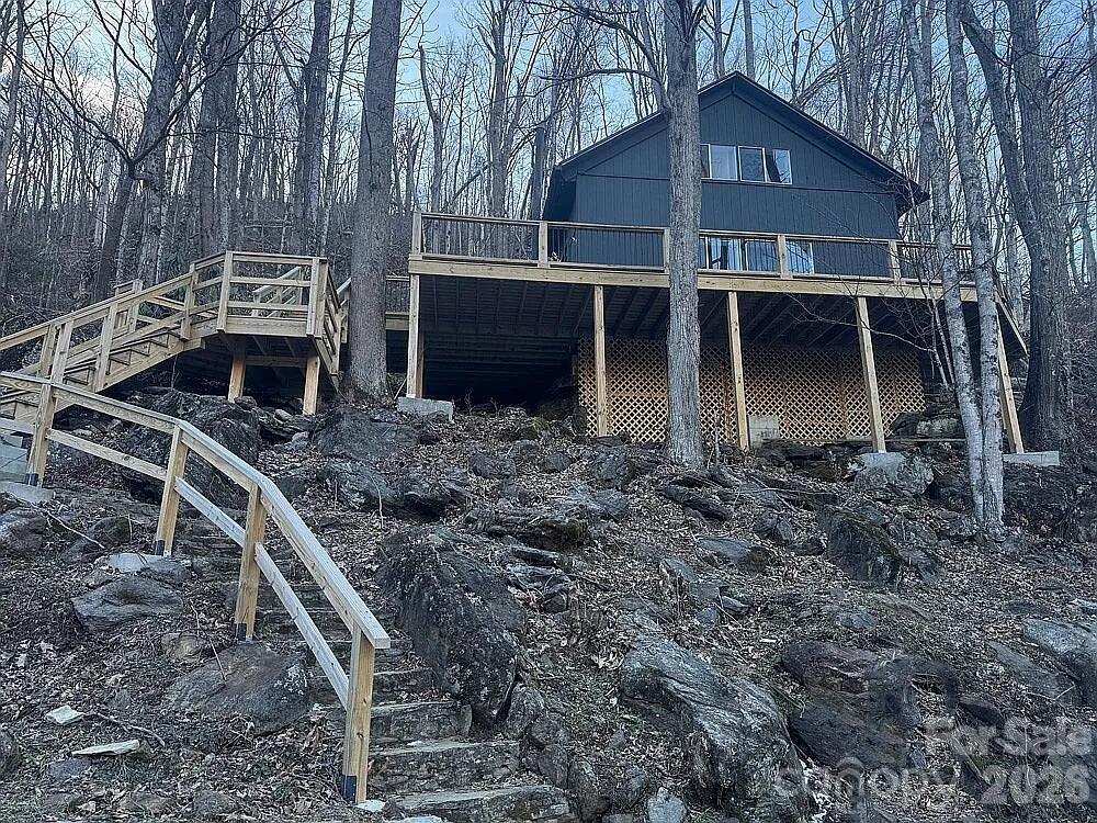 88 Mountain Farm Road Property Photo 9