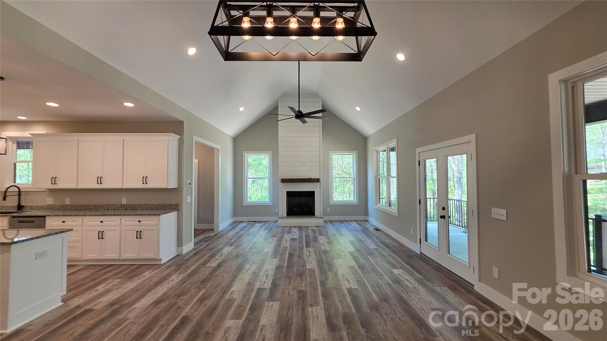 194 Donsdale Drive Property Photo 20