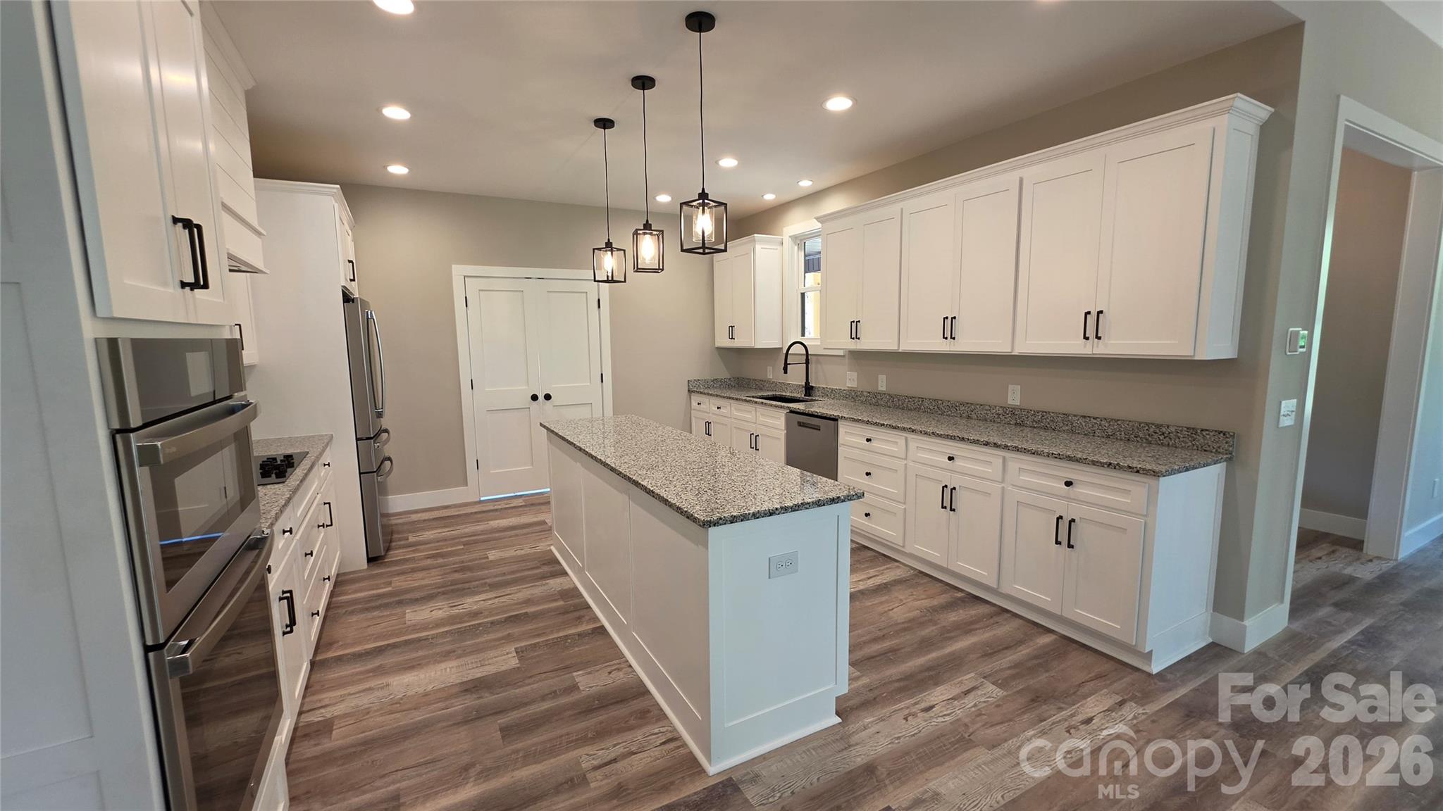 194 Donsdale Drive Property Photo 23