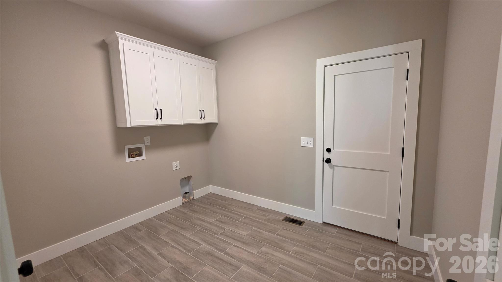 194 Donsdale Drive Property Photo 32