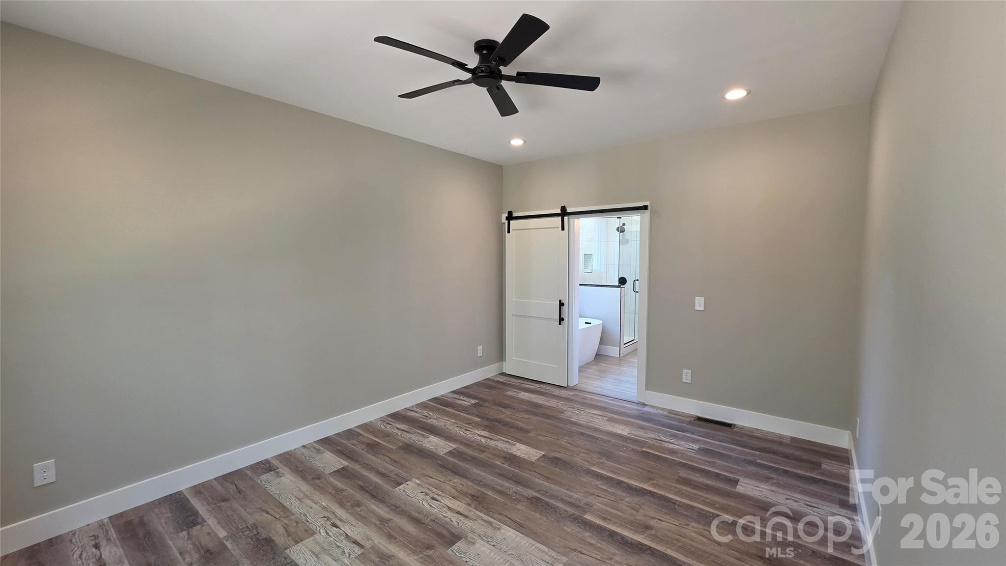 194 Donsdale Drive Property Photo 34