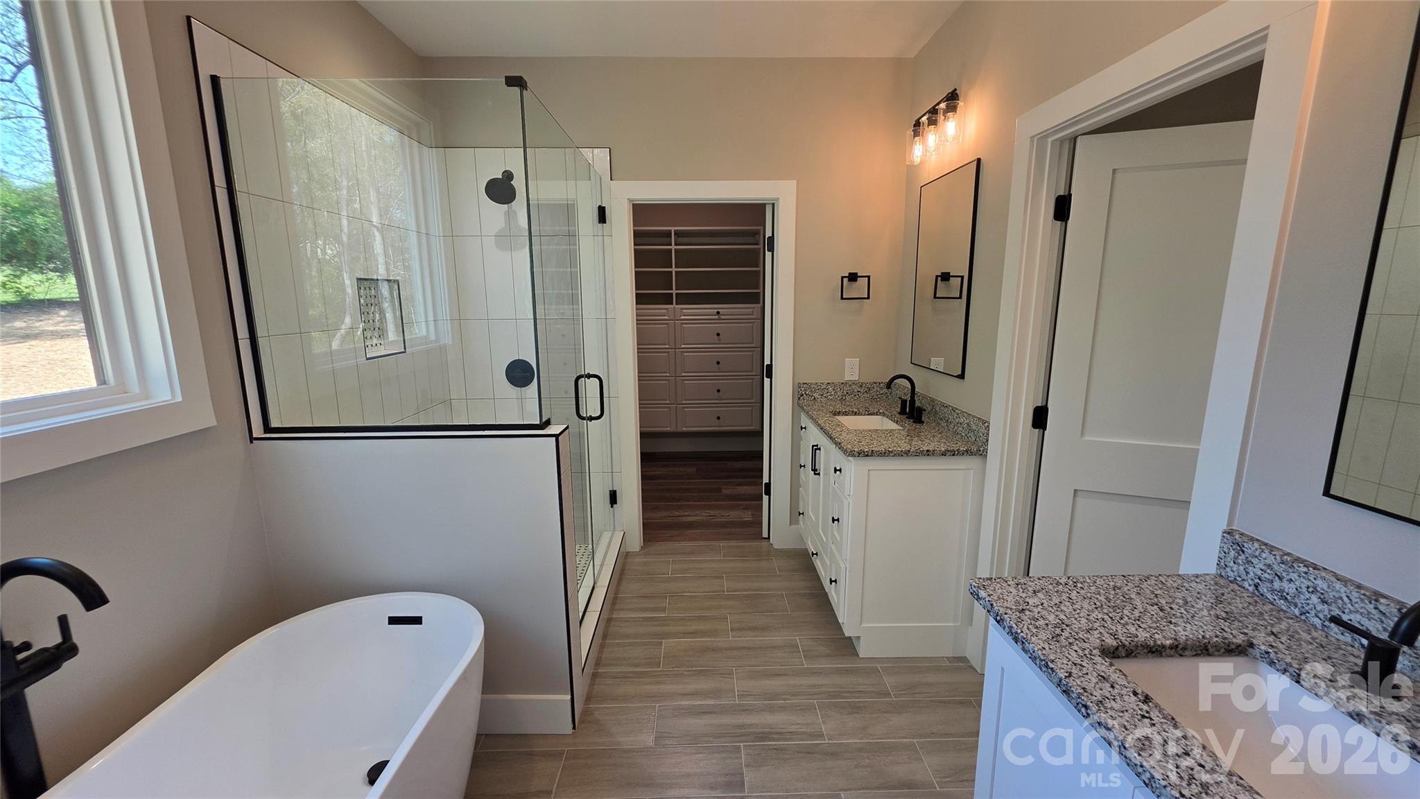 194 Donsdale Drive Property Photo 35