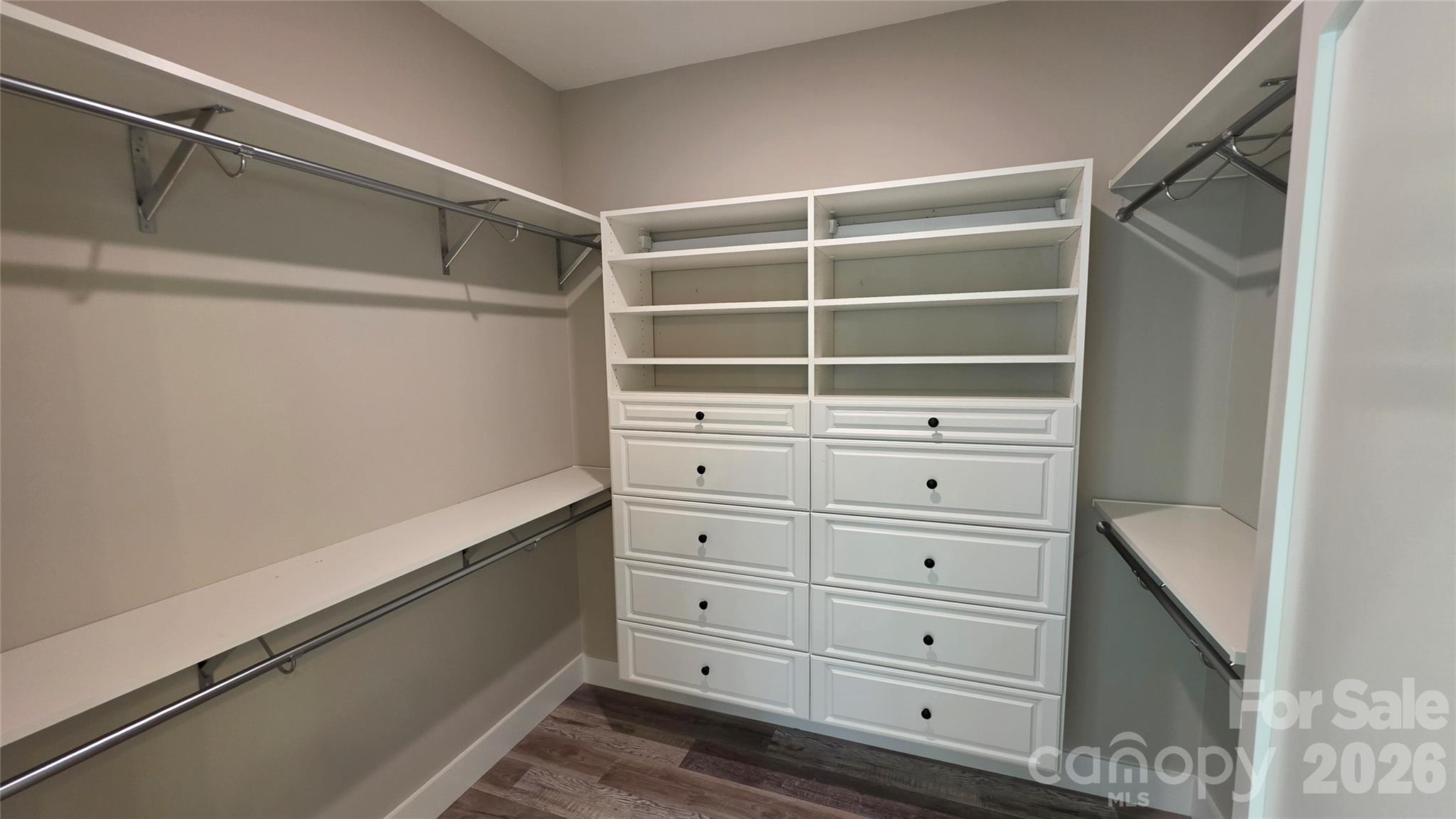 194 Donsdale Drive Property Photo 38