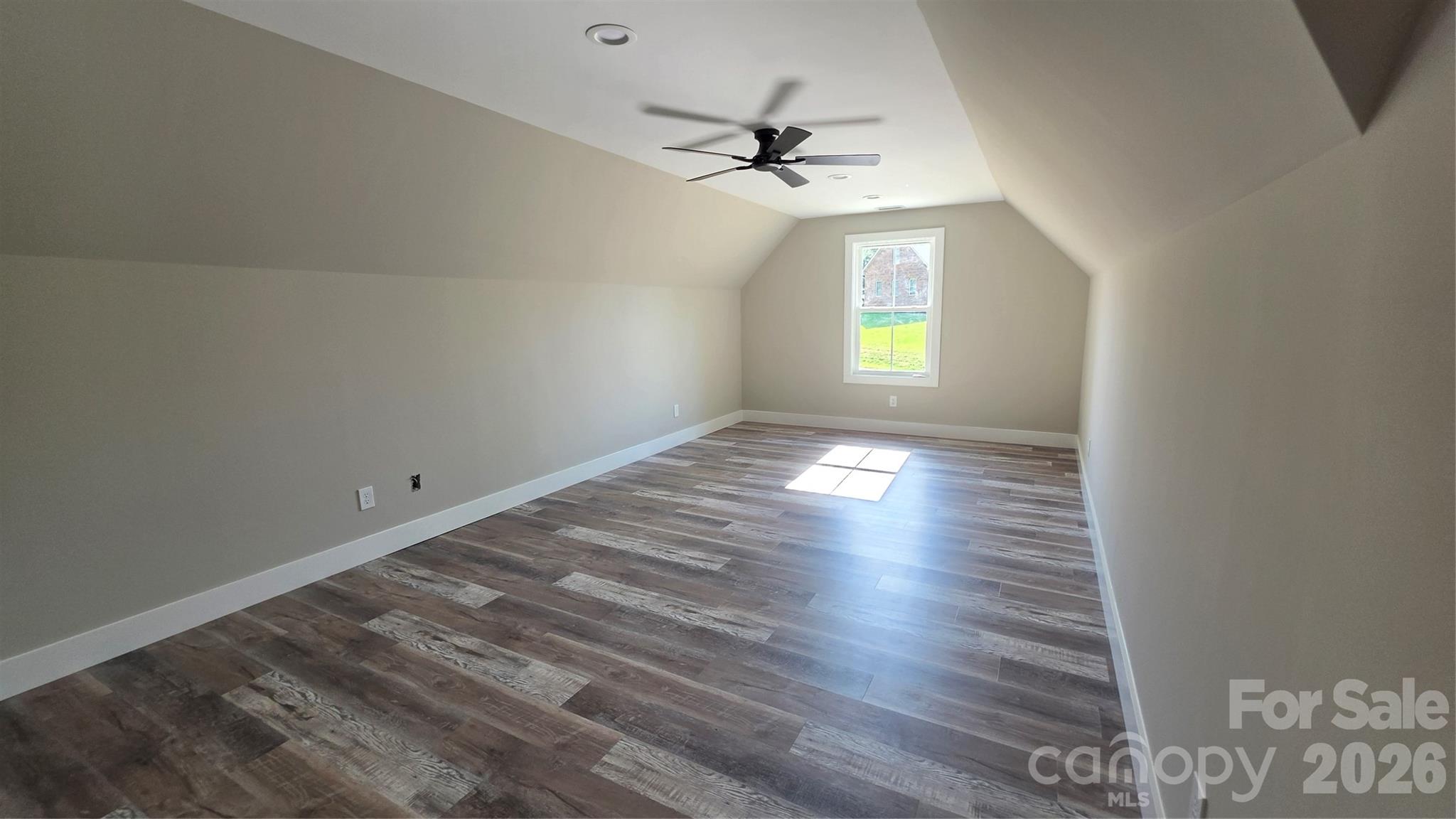 194 Donsdale Drive Property Photo 39