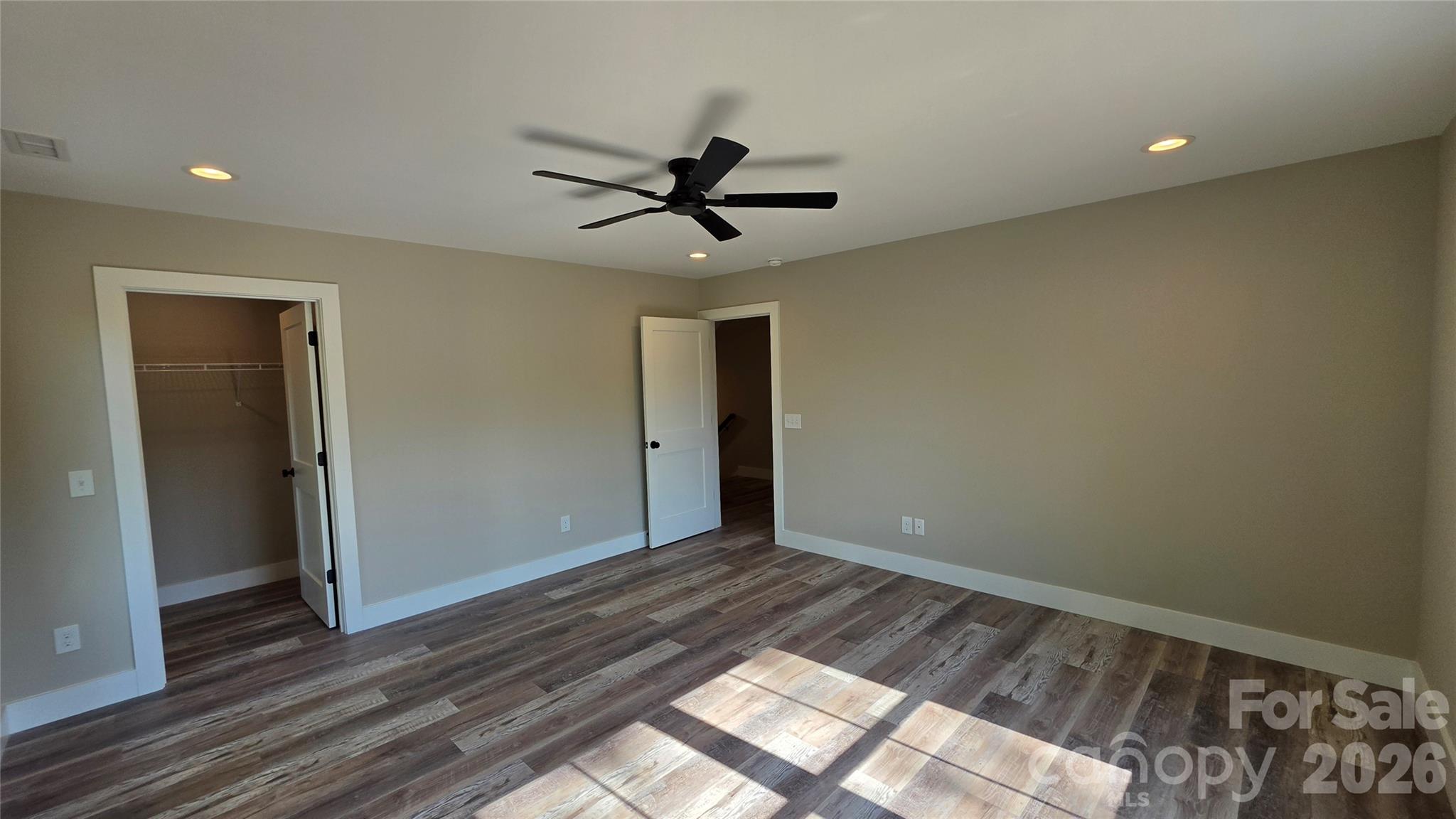 194 Donsdale Drive Property Photo 41