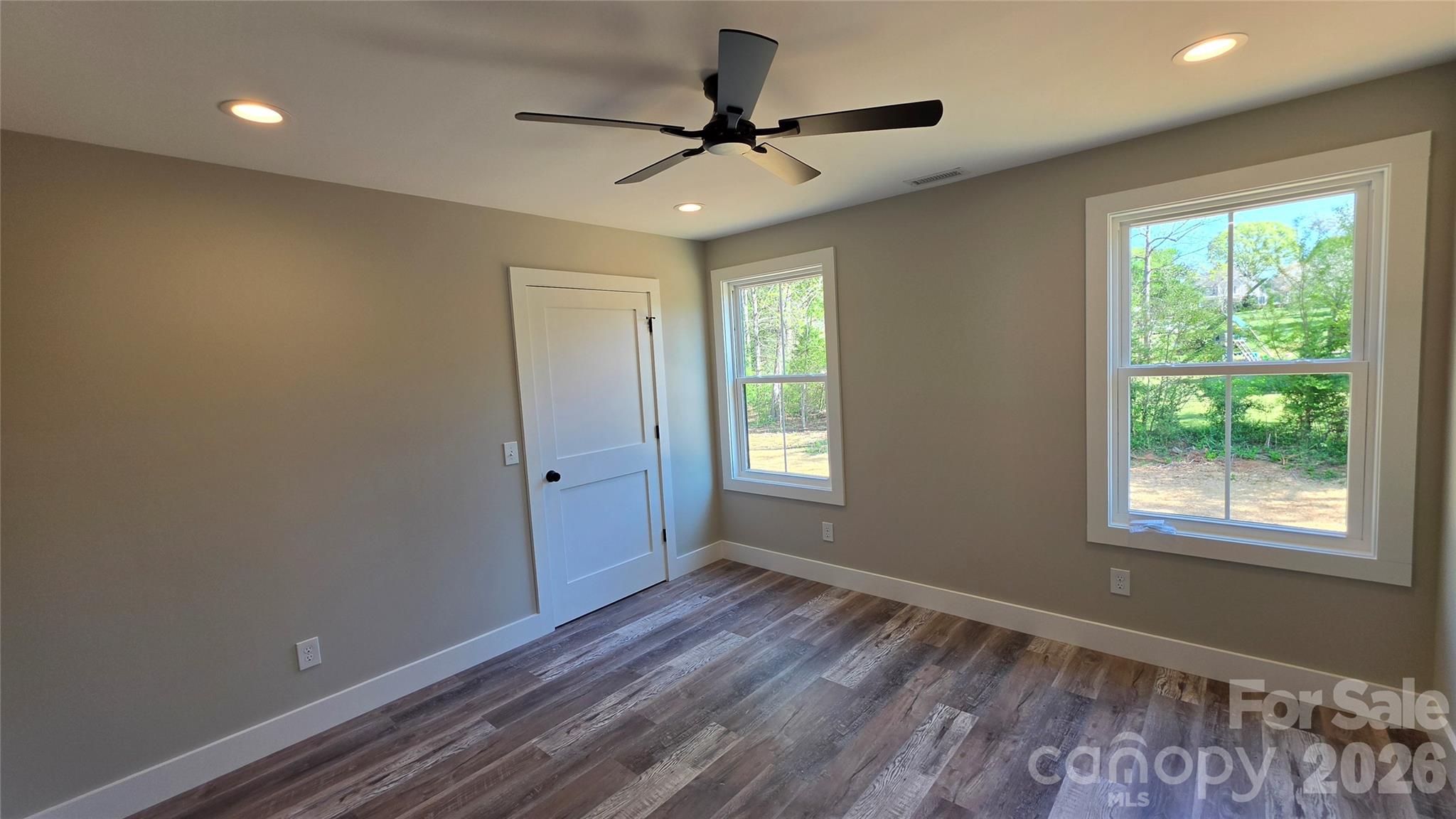 194 Donsdale Drive Property Photo 43