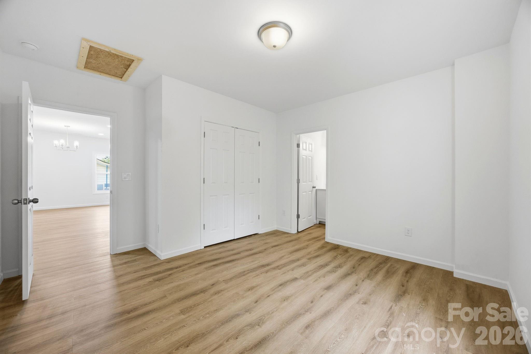 304 Ashford Street Property Photo 17
