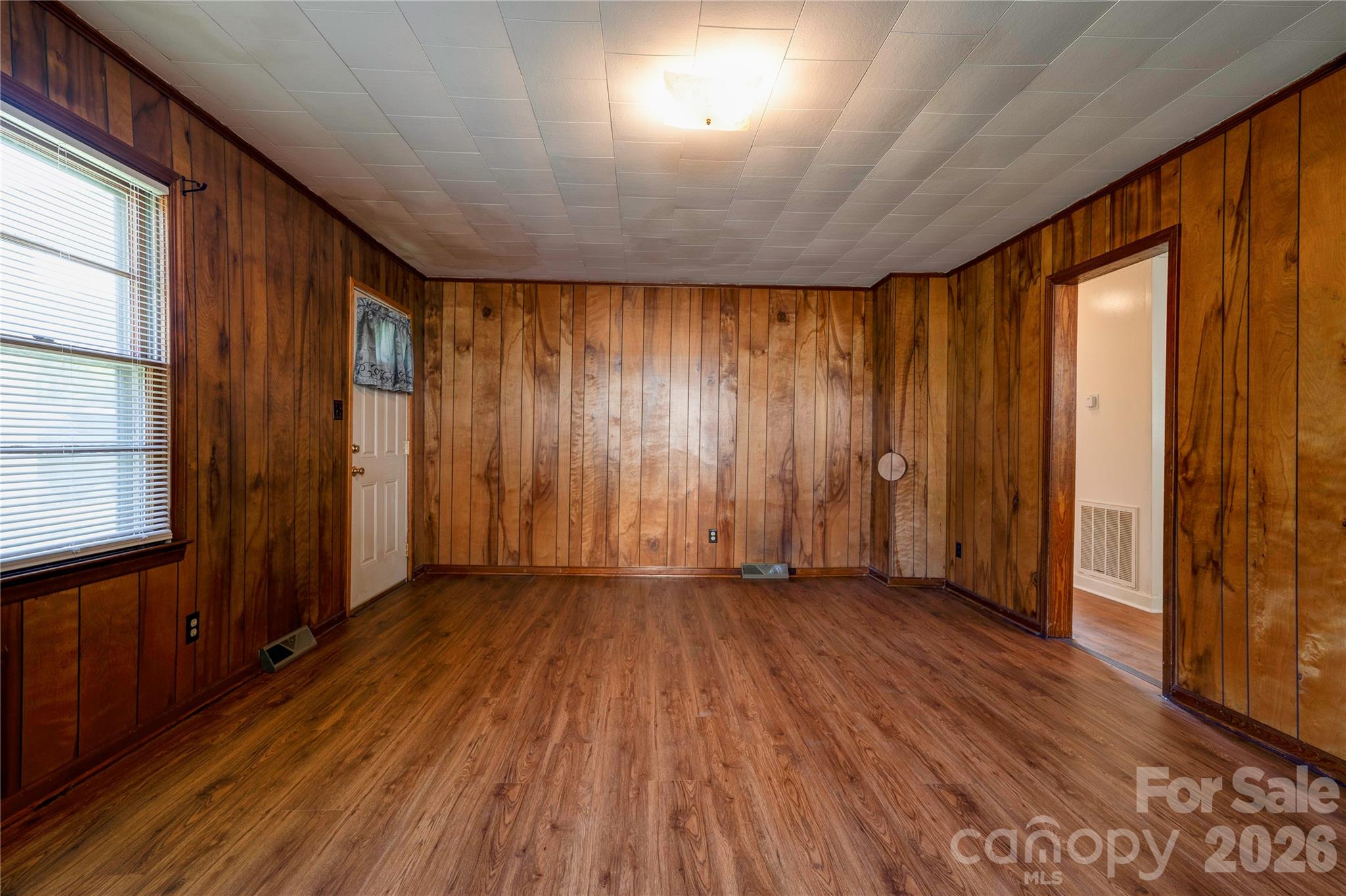 110 Owens Street Property Photo 4