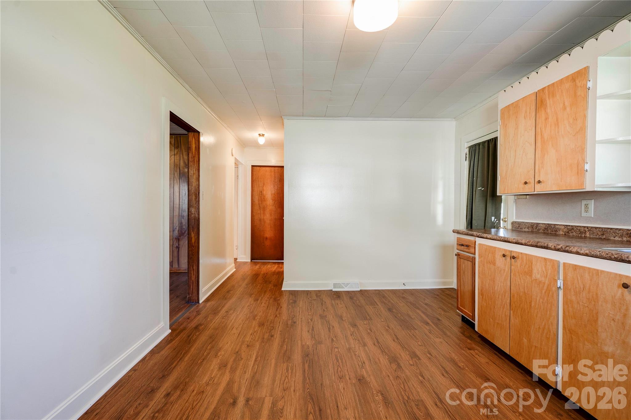 110 Owens Street Property Photo 7