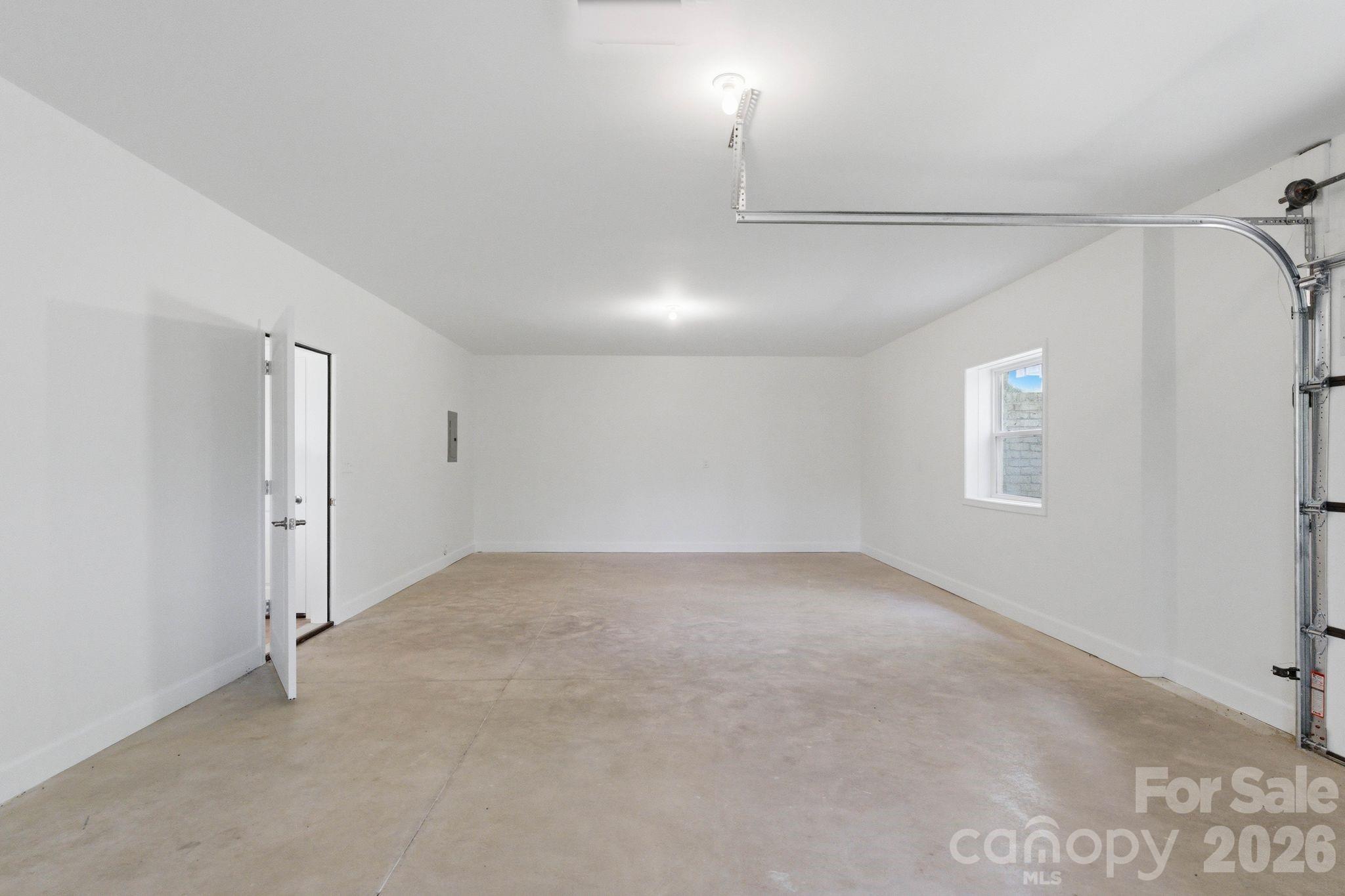 2442 Falcon Lane Property Photo 41