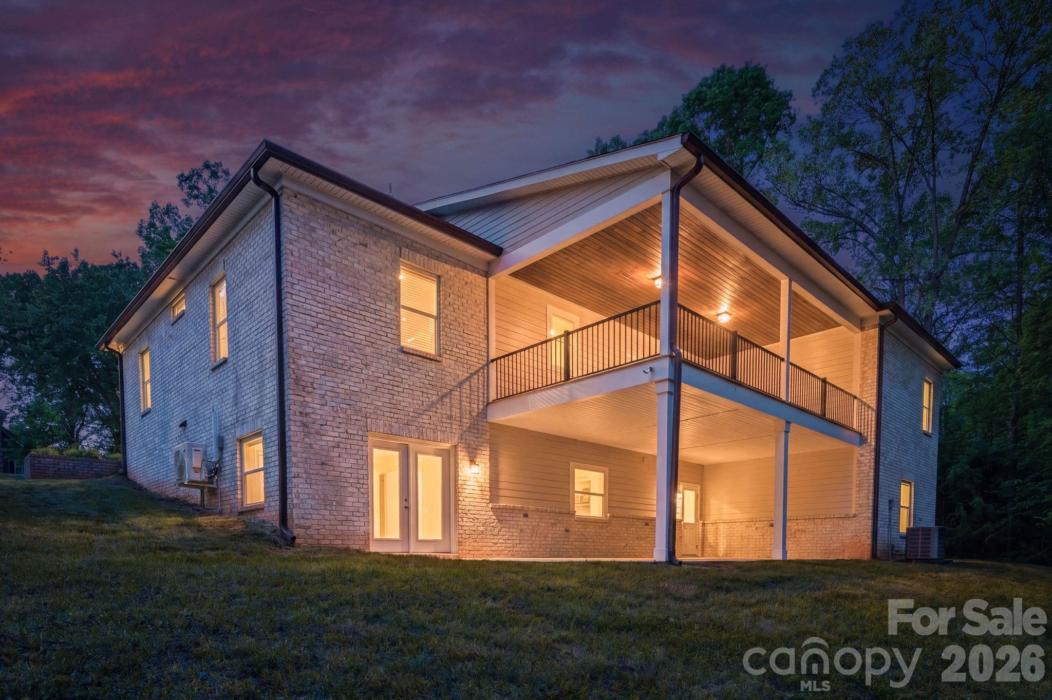 2442 Falcon Lane Property Photo 43