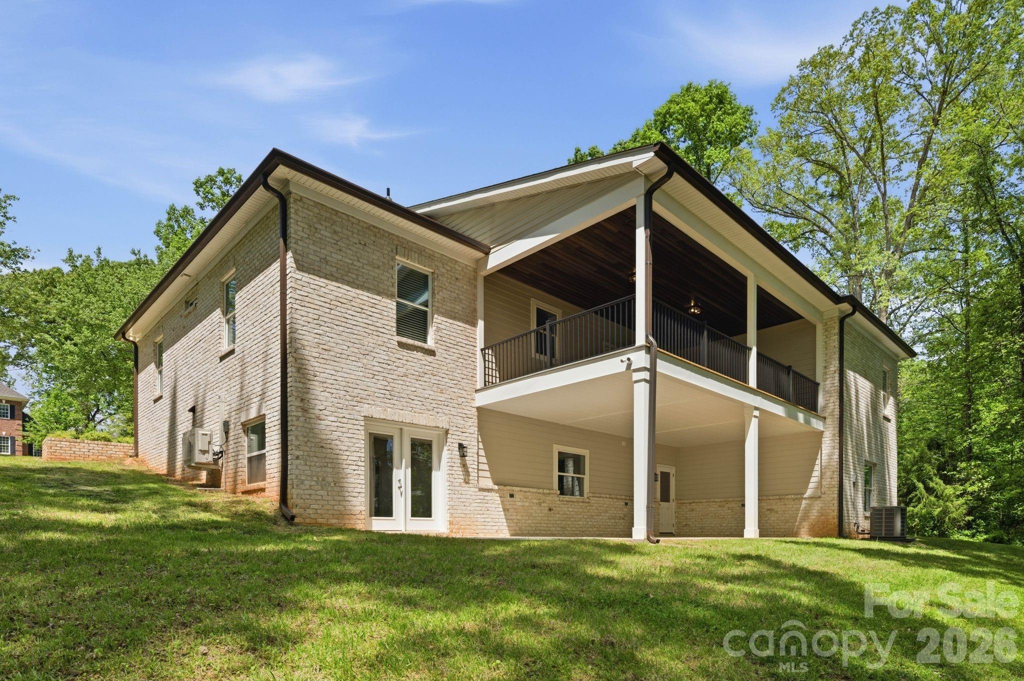 2442 Falcon Lane Property Photo 44