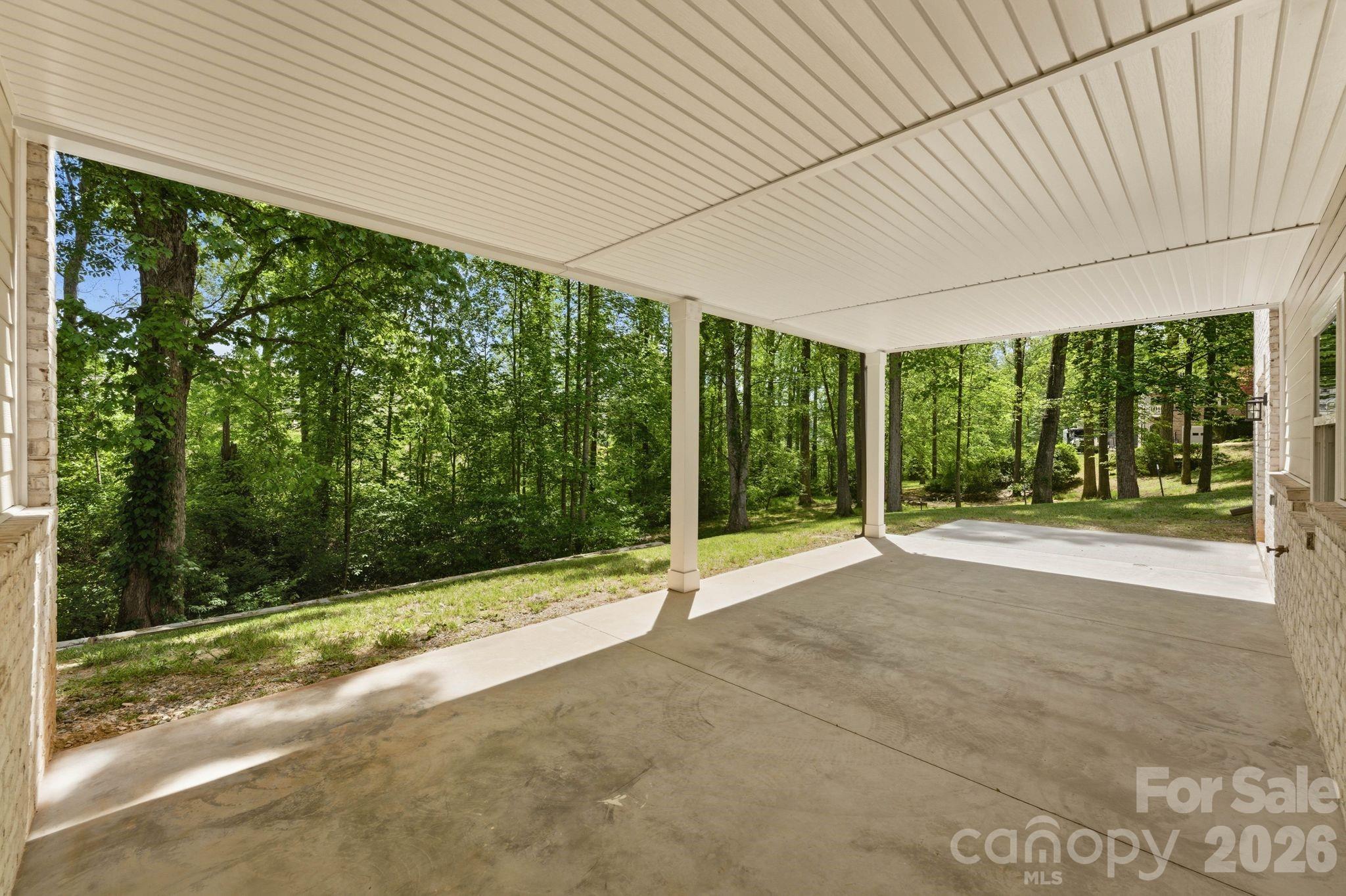 2442 Falcon Lane Property Photo 45