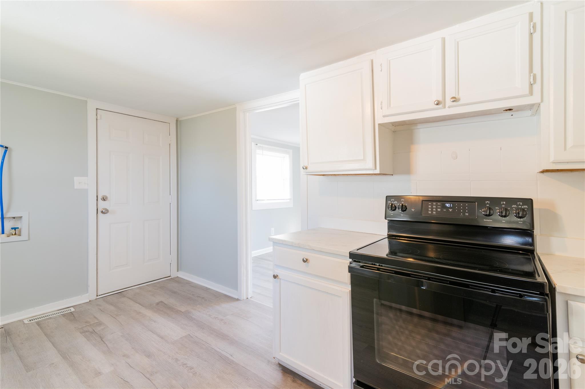 5953 Yale Avenue Property Photo 7
