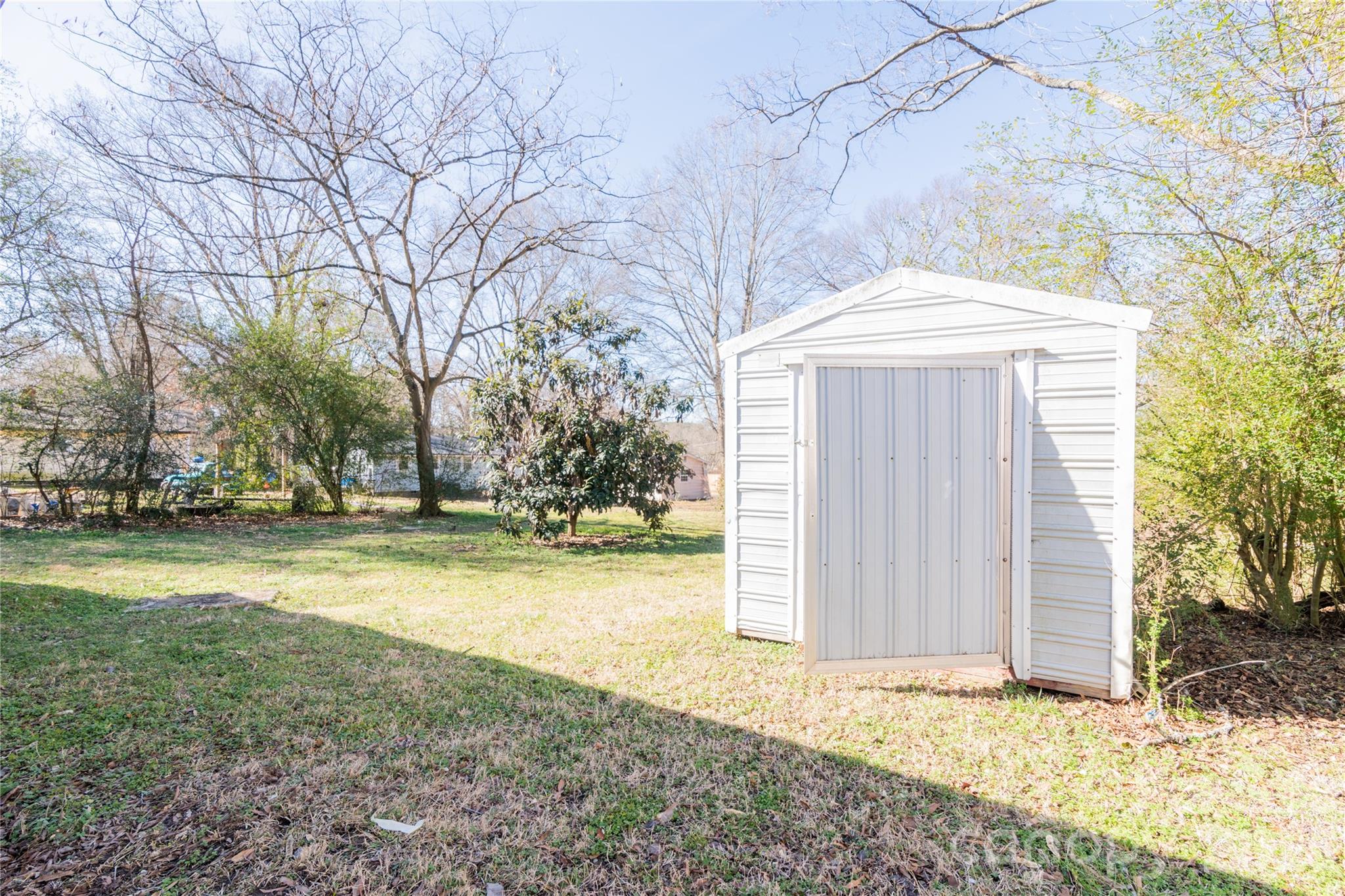 5953 Yale Avenue Property Photo 15