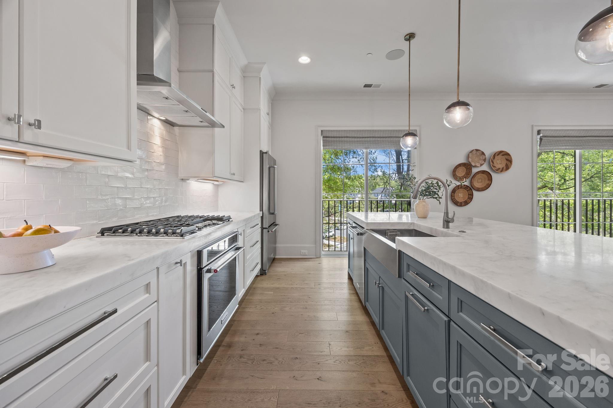 1708 Lombardy Circle D Property Photo 4
